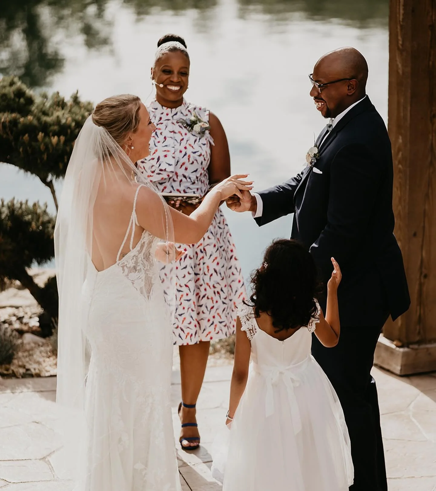 Moments like these will forever be etched in my memories ✨💕

📸 @drzazgaphoto 

#weddingday #weddingstyle #weddingstory #weddinginspiration #clevelandwedding #ohiobride #altarspace #brownsfans #ohioweddings