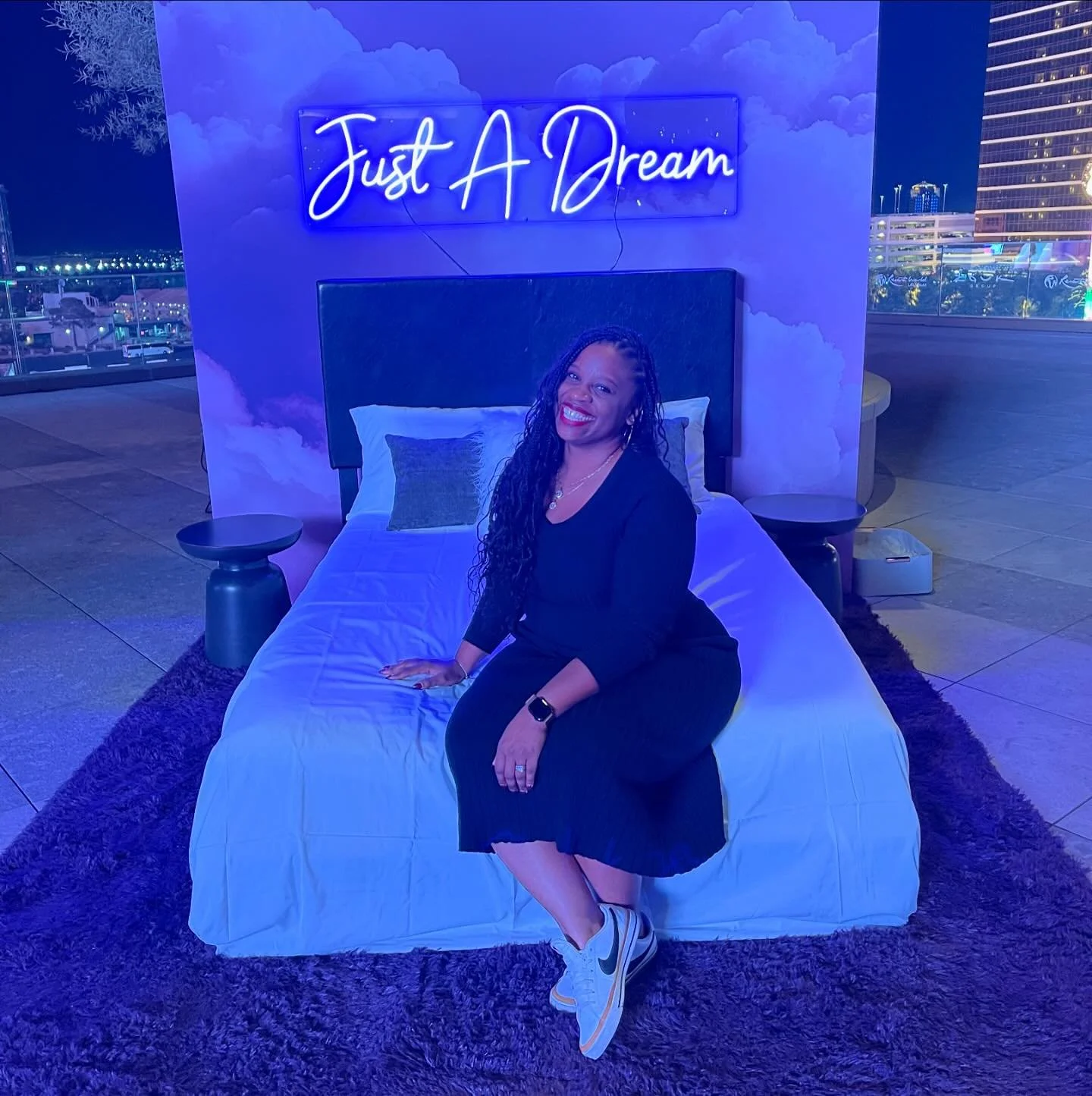 Vegas 🃏 🥂 ✨ 

I don&rsquo;t ever have to go back. 

Sun-Thursday, We celebrated our 11th year of marriage in the same place we had our honeymoon. We visited family, we ate good, and I spent some time with my fav vendor friends (I was supposed to be
