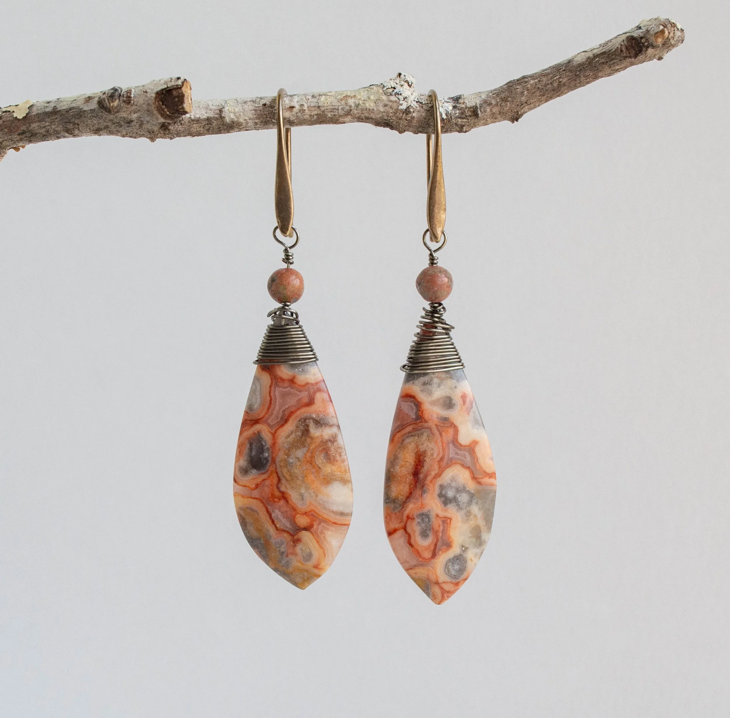 Lace-Agate-Wrap-Earrings-1-Apr-25-img1-F-Craig-AUD95.jpg