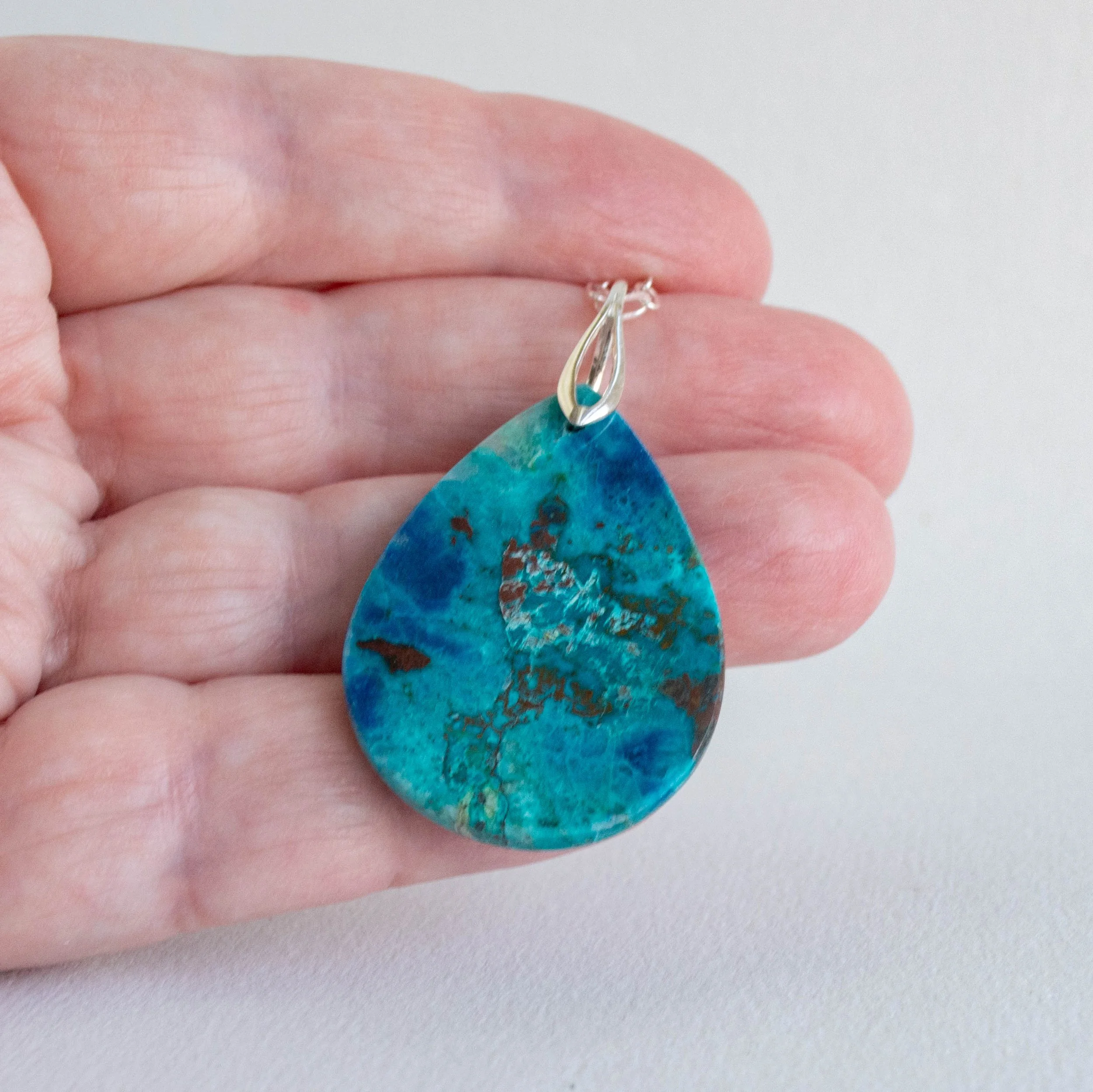 Chrysocolla-Pendant-Nov25-img4-F-Craig-AUD110.jpg
