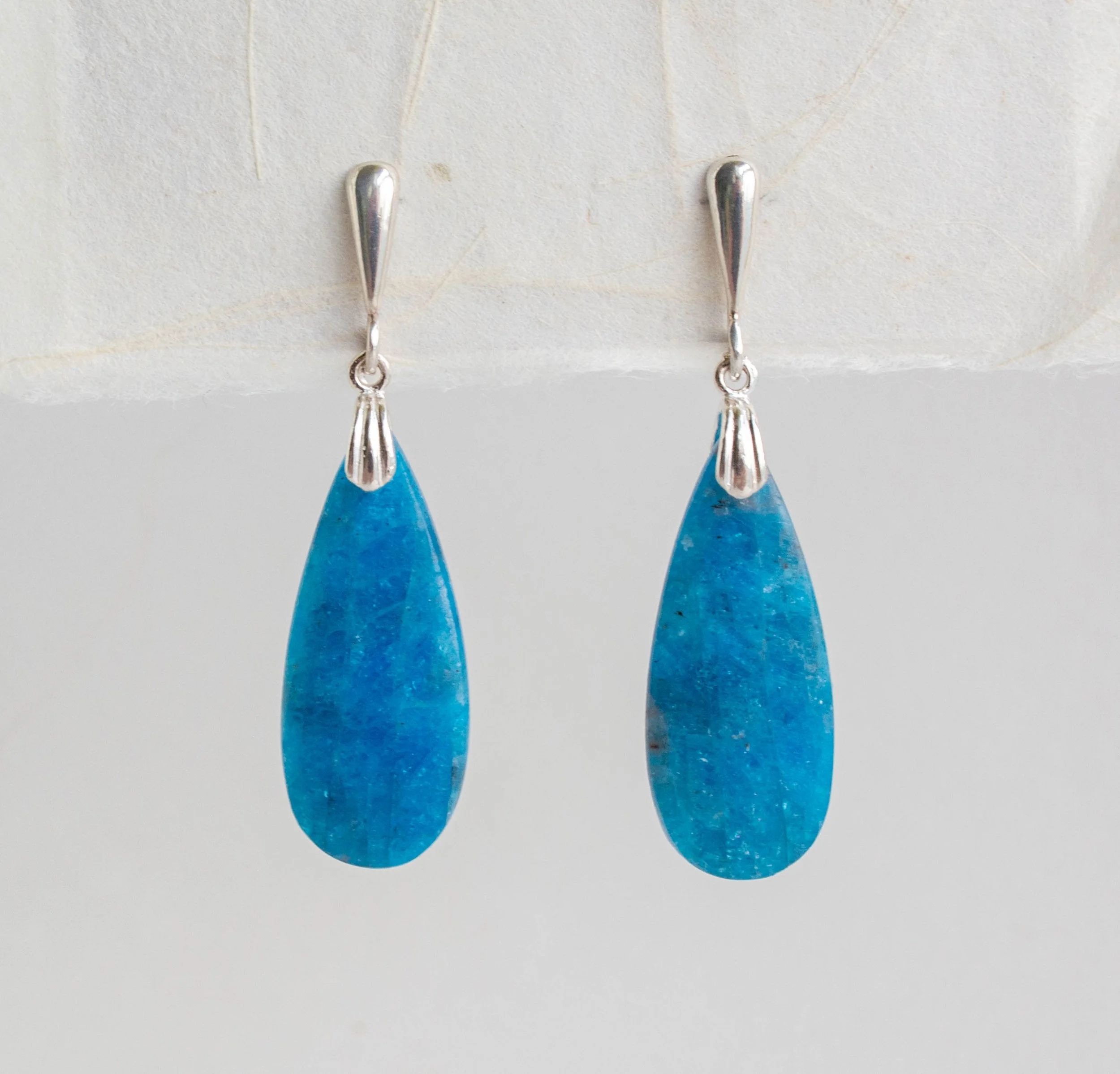 Apatite-Teardrops-Jan25-img1-F-Craig-AUD95.jpg