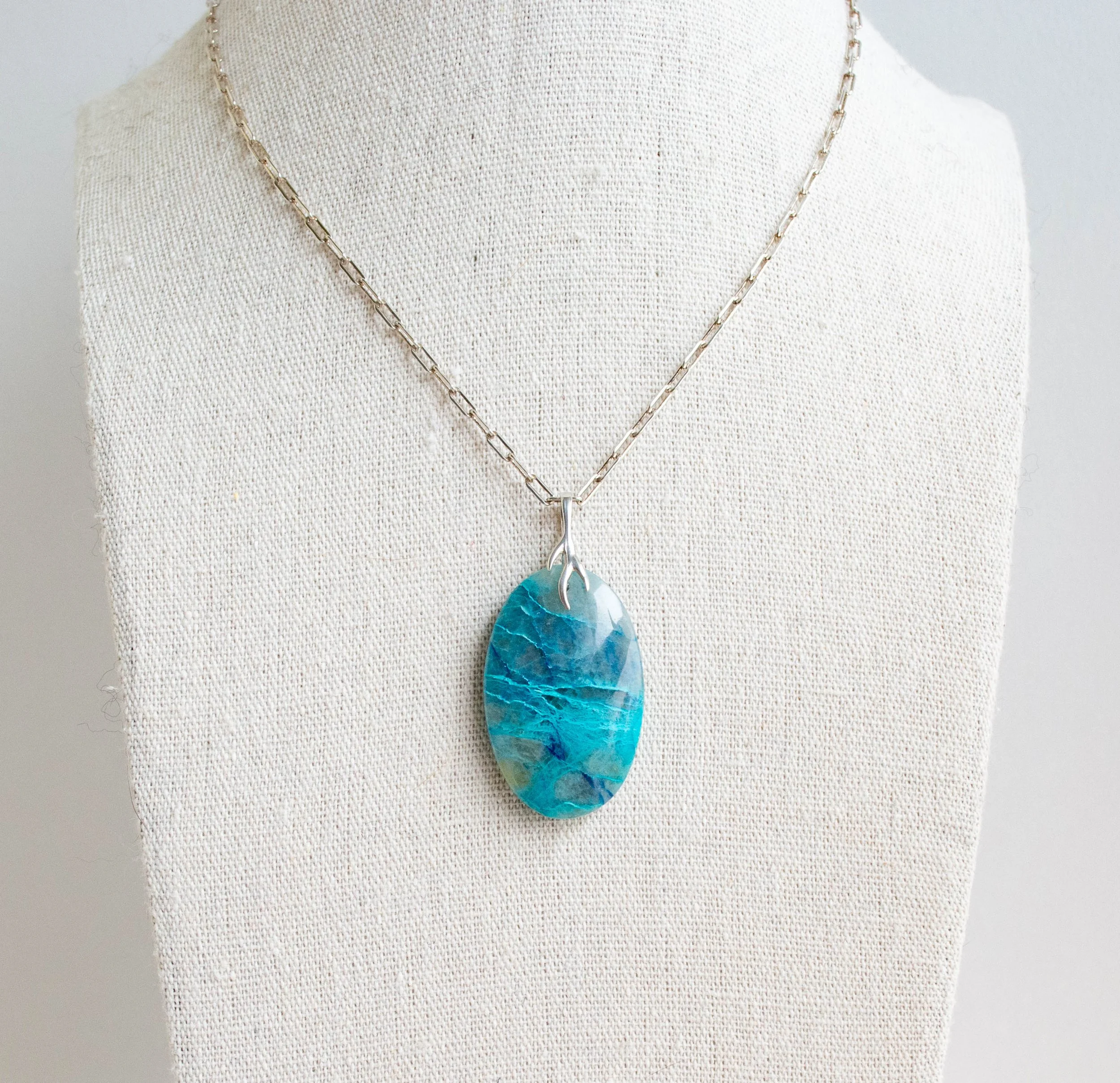 Chrysocolla-Oval-Pendant-Feb26-img2-F-Craig-AUD120.jpg