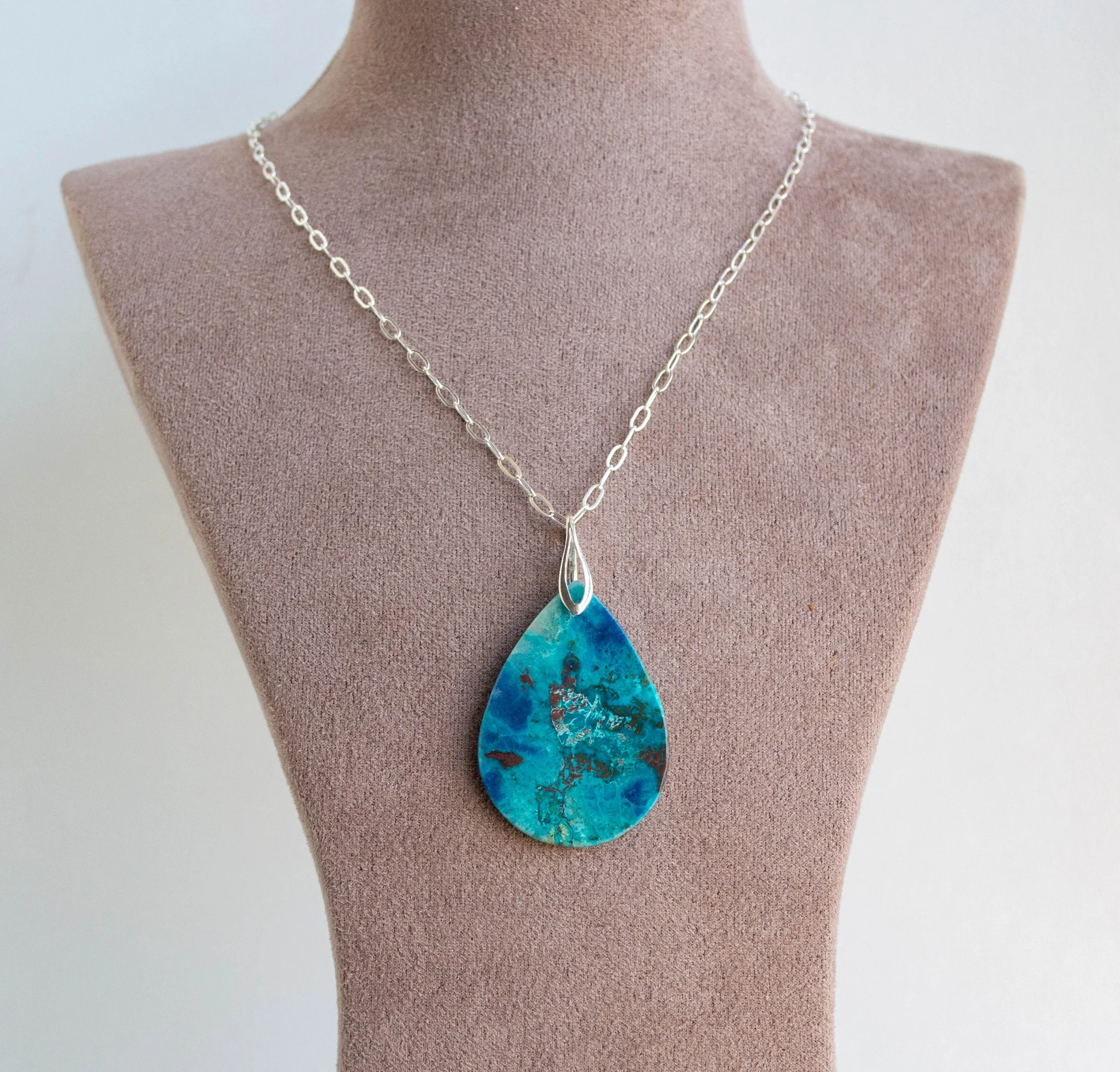 Chrysocolla-Pendant-Nov25-img3-F-Craig-AUd110.jpg