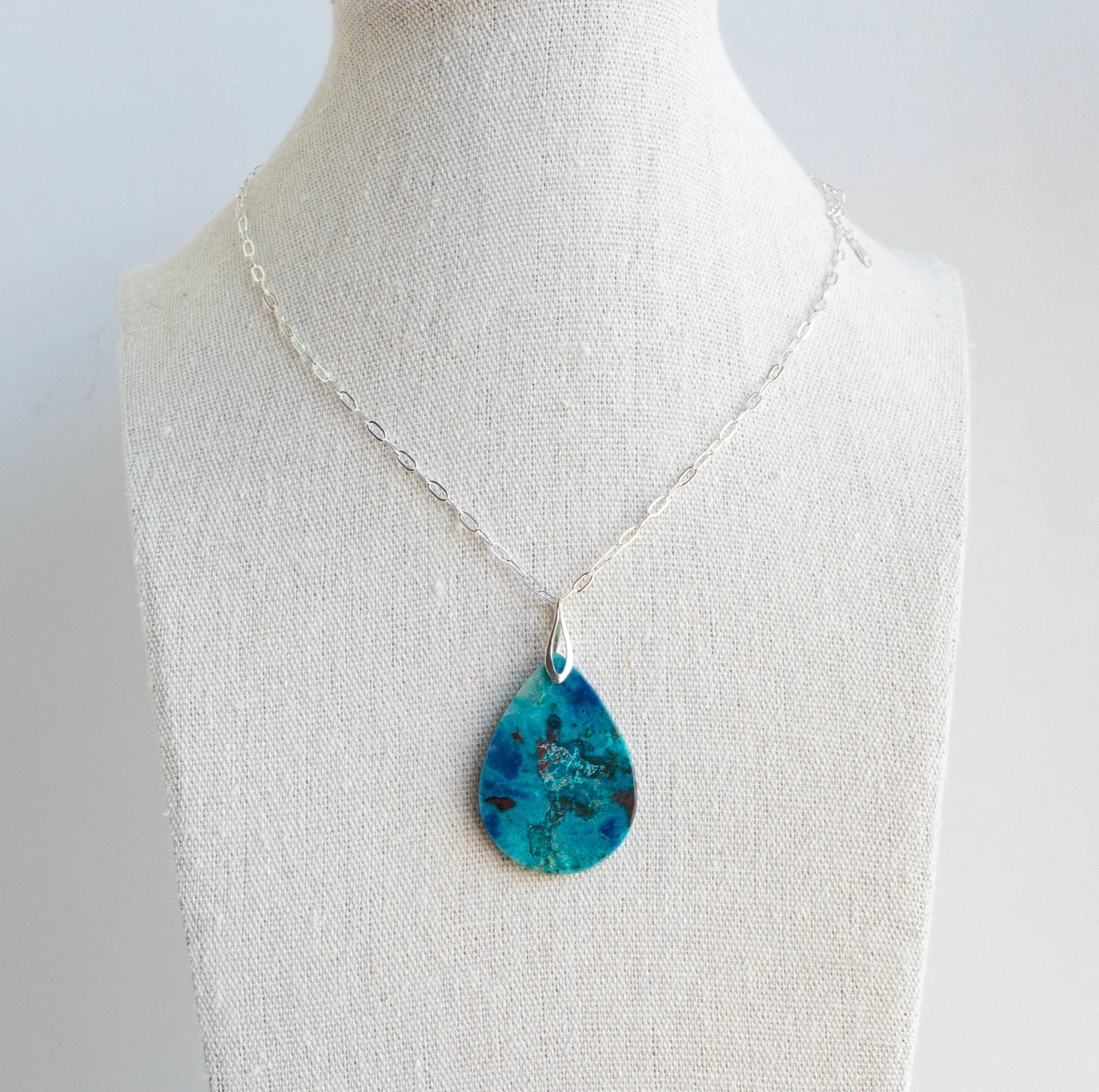 Chrysocolla-Pendant-Nov25-img1-F-Craig-AUD110.jpg