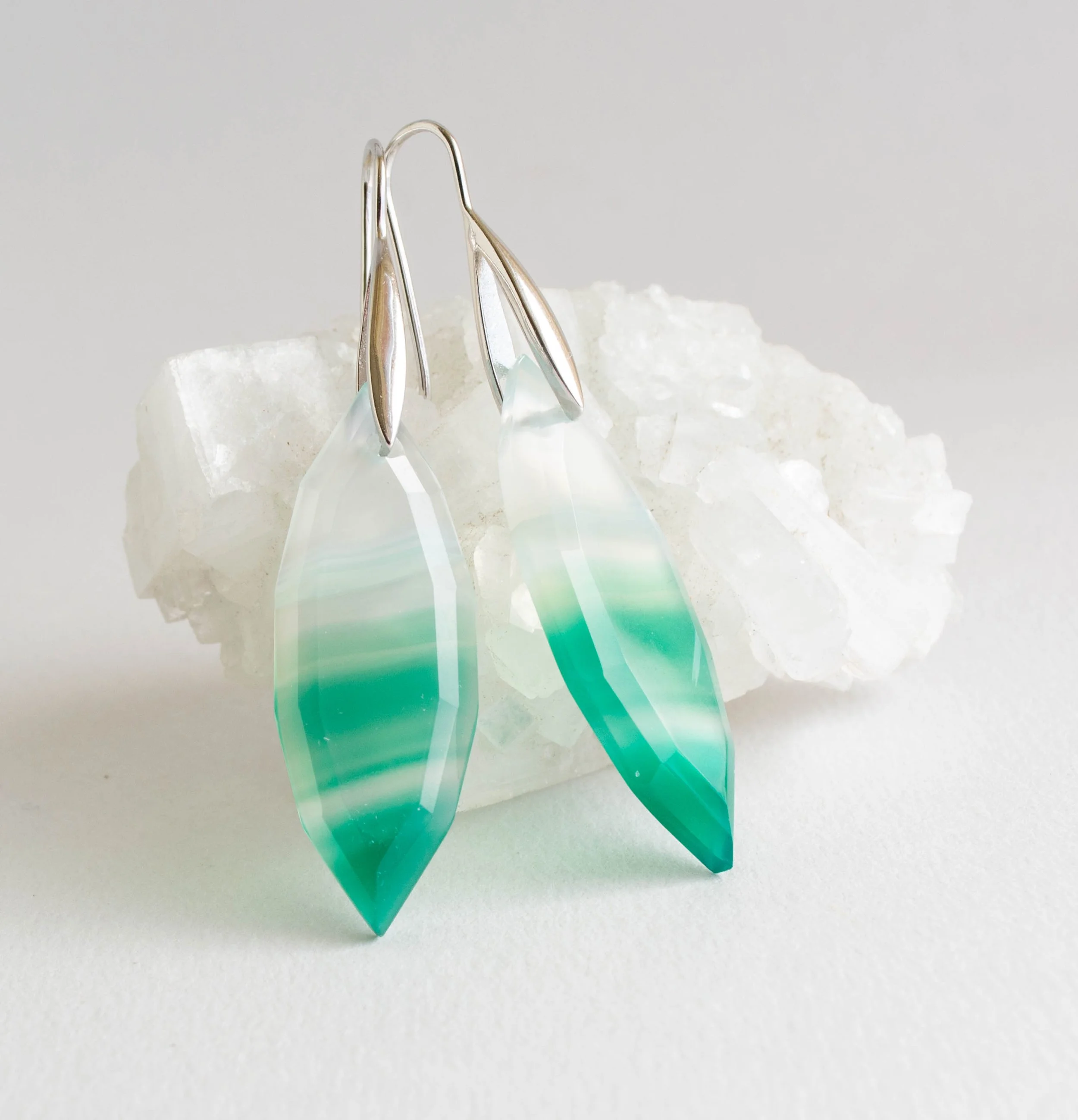 Banded-Agate-Green-1-Sep25-img3-F-Craig-AUD125.jpg