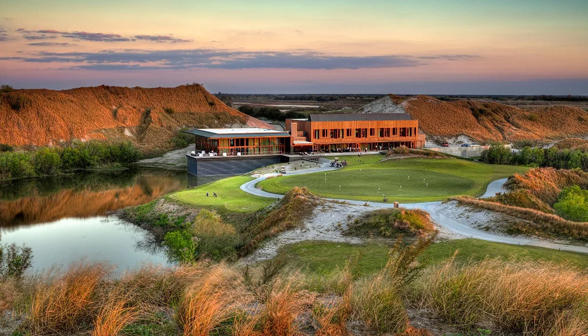 05-clubhouse.jpg