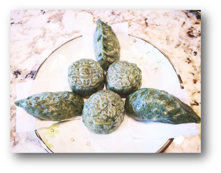 Salty / Sweet Green Rice Balls
