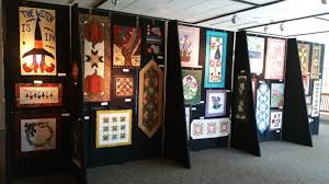 library quiltdisplay.jpeg
