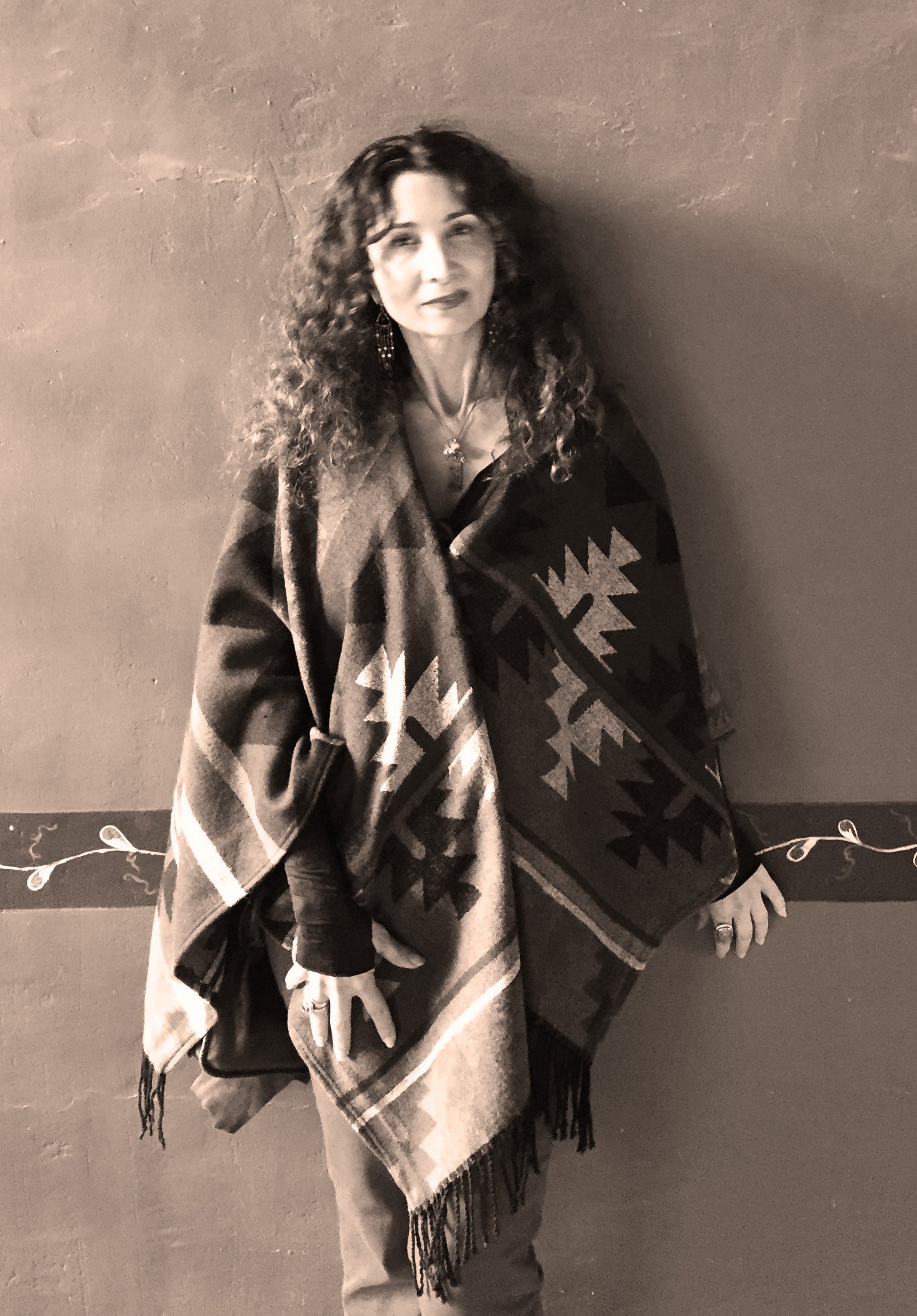Sholeh Wolpe_in shawl_sepia.jpg
