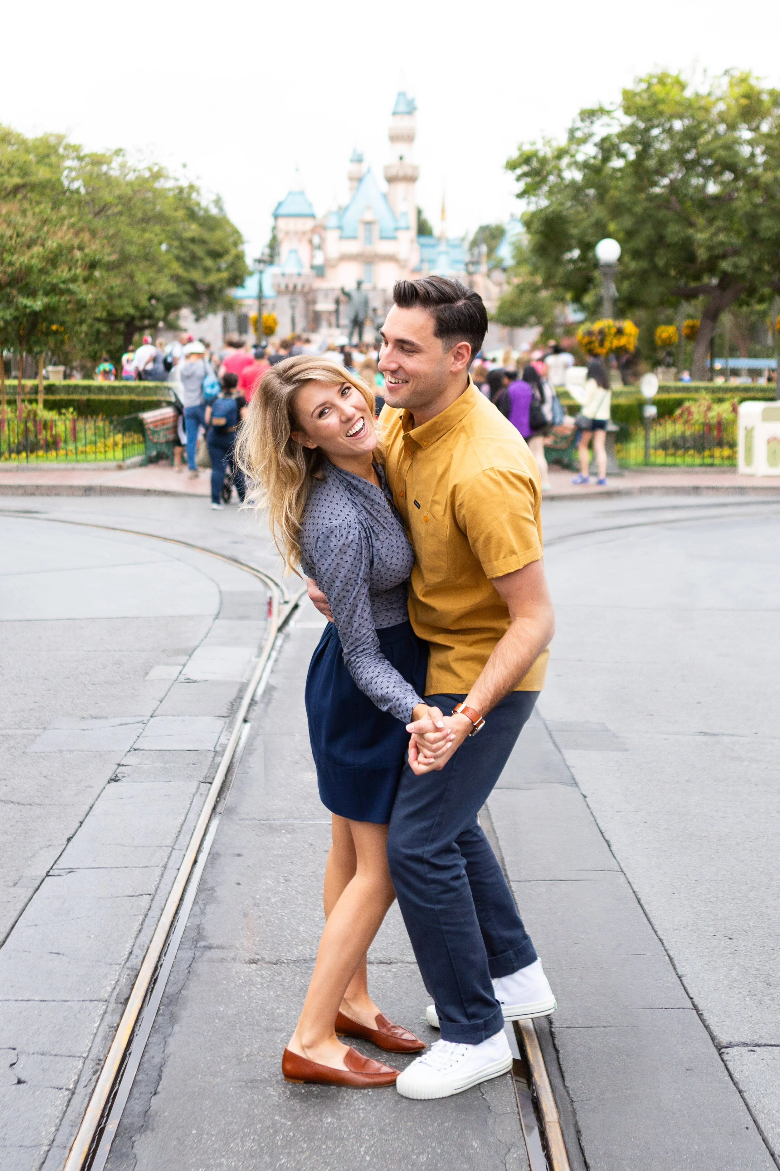 Disneyland_Engagements-6.jpg