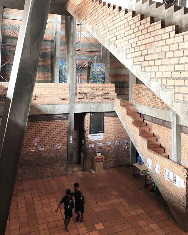 One of the most amazing spaces i have been in; hiroshima house in phom penh. Hard to do the space justice with a camera, circulation wraps around and slices through a 4 level high canon; simple of use materials standard Cambodian brick and concrete. 