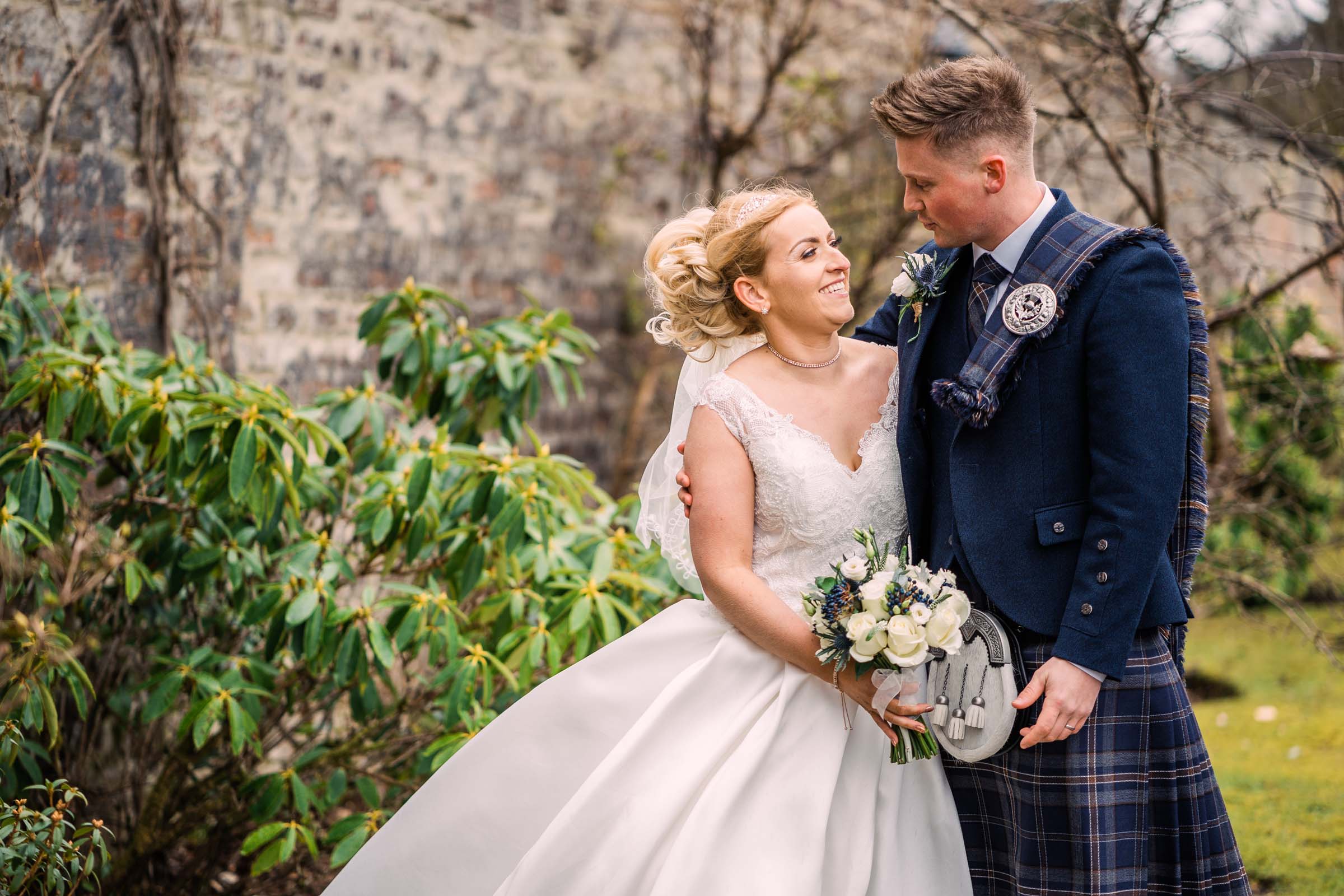 scottish-loch-lomond-wedding-photography-dearlyphotography (48 of 59).jpg
