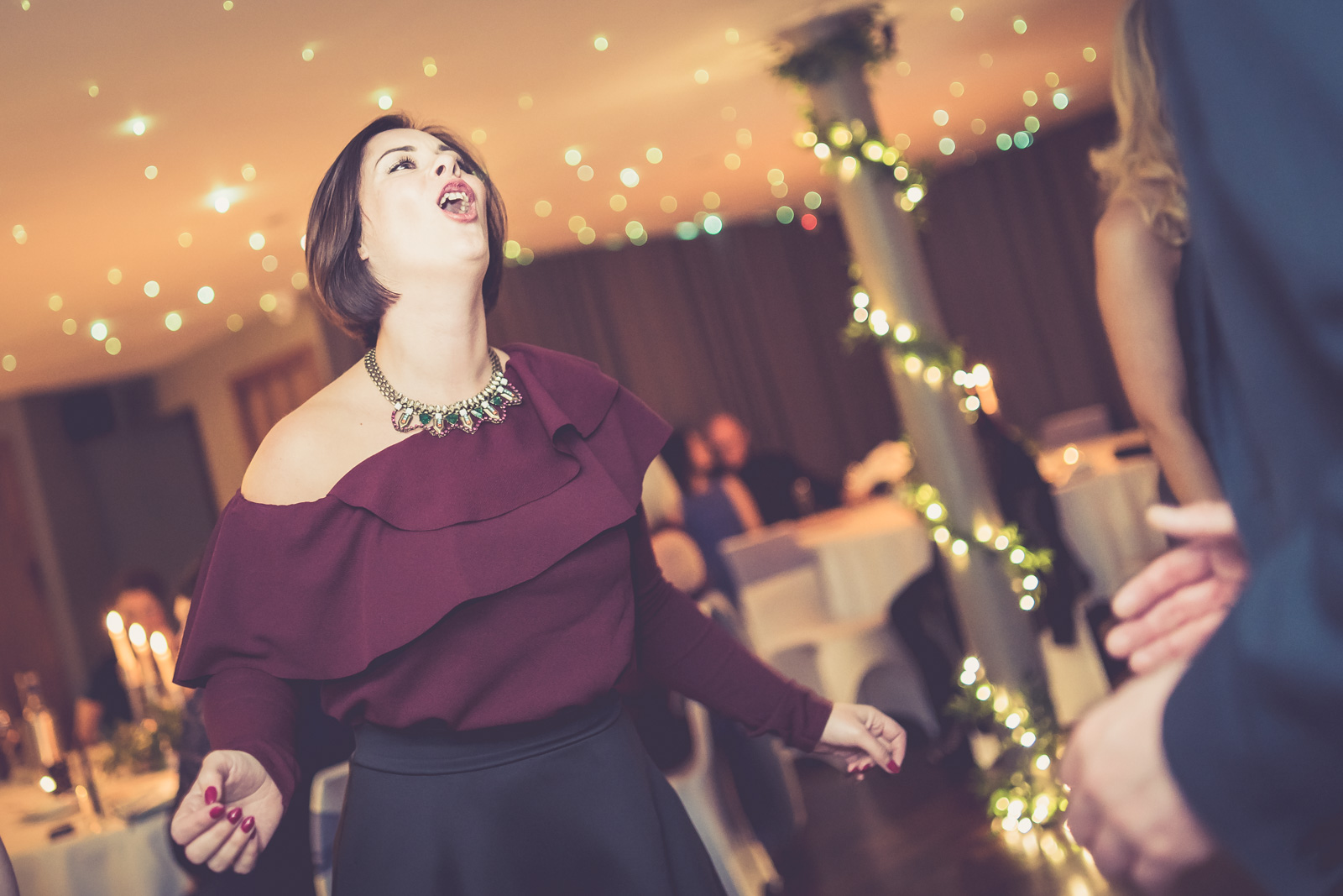 orocco-pier-wedding-edinburgh-south-queensferry-dearlyphotography (58 of 63).jpg