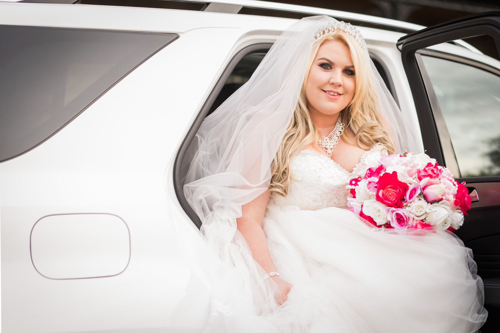dunblane-hydro-cathedral-wedding-stirlingshire-dearlyphotography (62 of 108).jpg