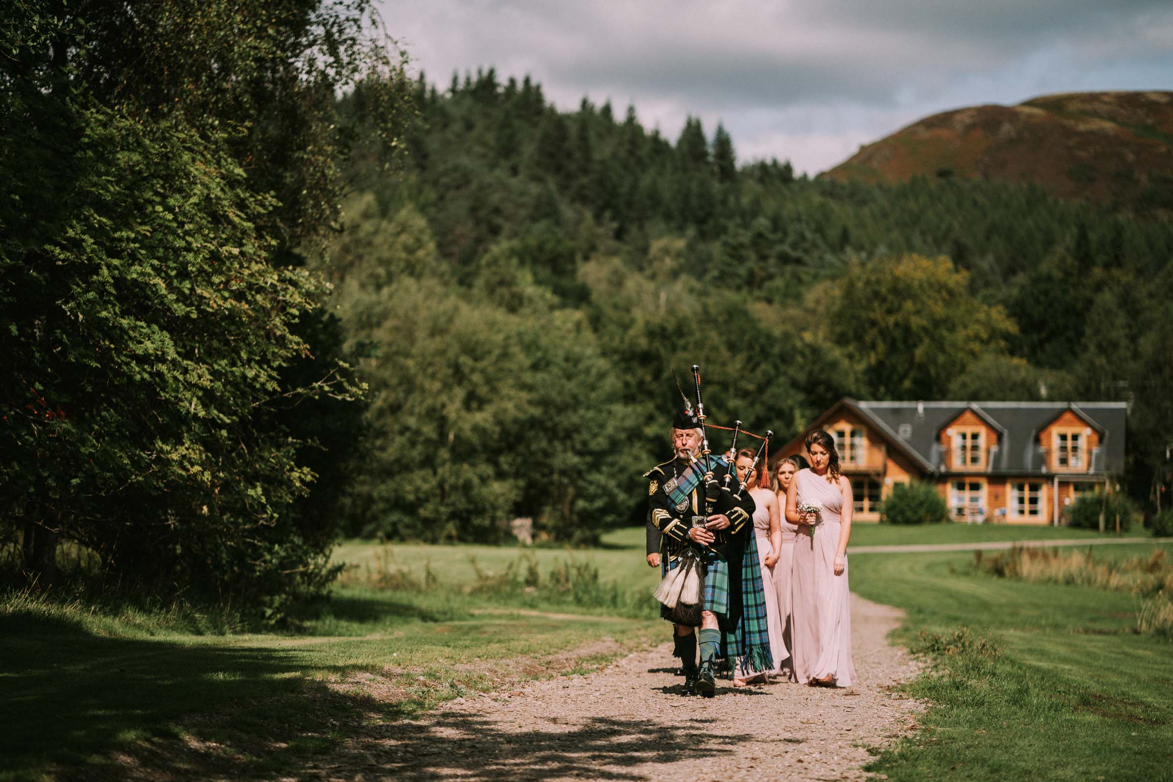 loch_lomond_waterfront_wedding_dearlyphotography+(23+of+103).jpg