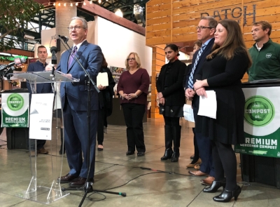 Mayor Briley issued his Food Saver Challenge during a press conference at the Nashville Farmers’ Market November 15. Also participating was Tasha Kennard (at right in foreground), executive director of NFM, who spoke about the Market’s upcoming renovation and plans to be a “zero-waste” facility by 2020.