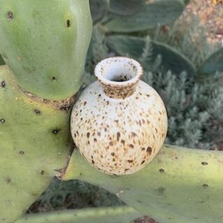 Marshmallow Bud Vase
