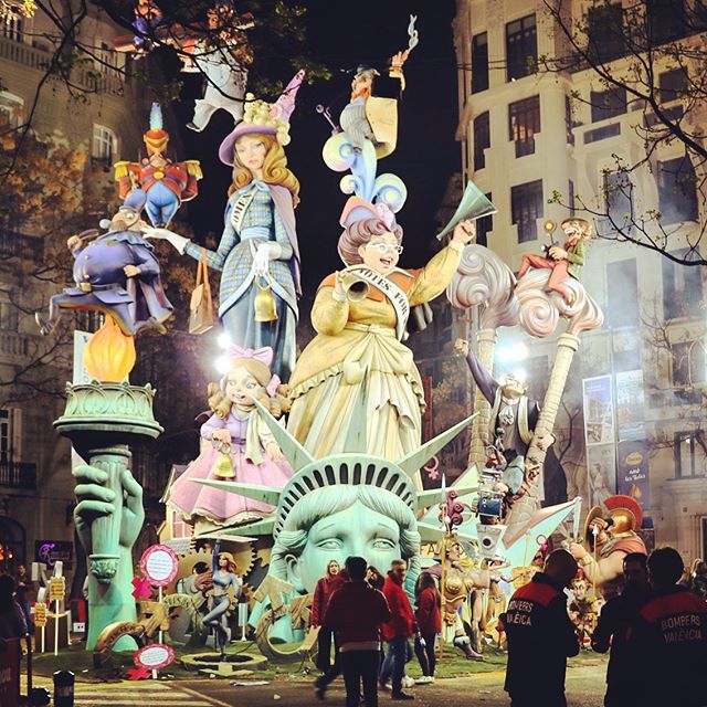Seen here is a mid-size falla representing the women&rsquo;s empowerment movement&mdash;from its symbolic upheaval hedged on the statue of liberty, the superhero representation on the lower left corner, the priest on the right protesting women&rsquo;