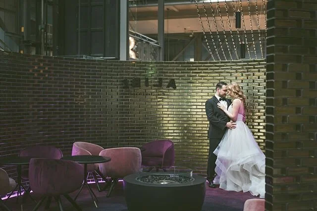 Hopefully not long now til we can once again celebrate with all our family &amp; friends at a wedding!
Maddie and Andre gettin romantic at @ovoloweddings what a stunning venue!
Then off to @thecentennialhomestead for a scrumptious lunch!