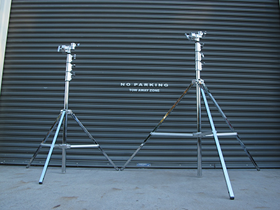 Airstar height adjustable tripod in 2 sizes.