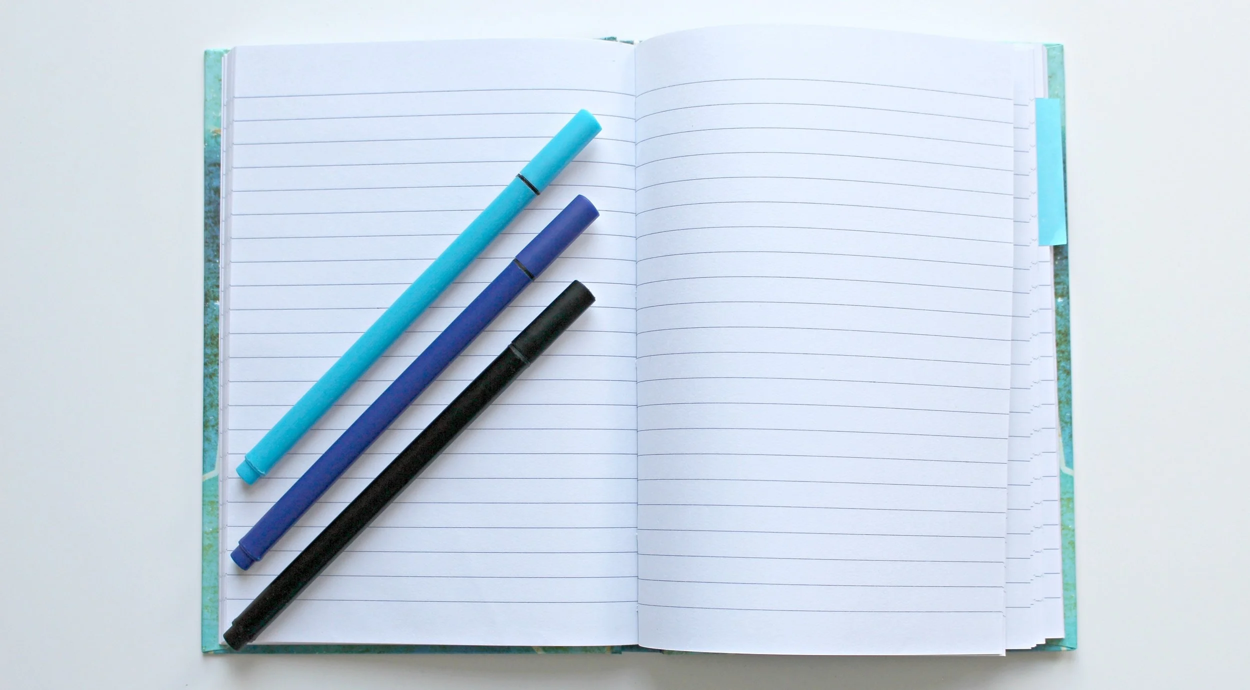 analog-binder-blank-236111.jpg