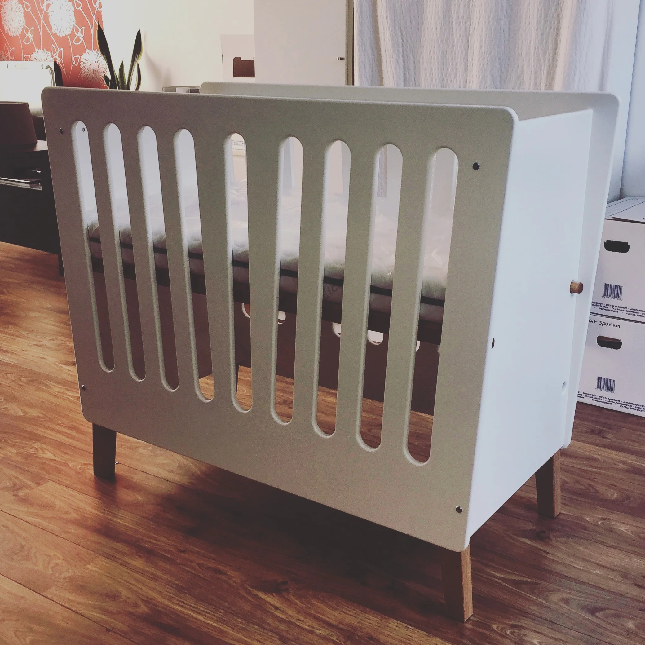 Making a beautiful baby bed