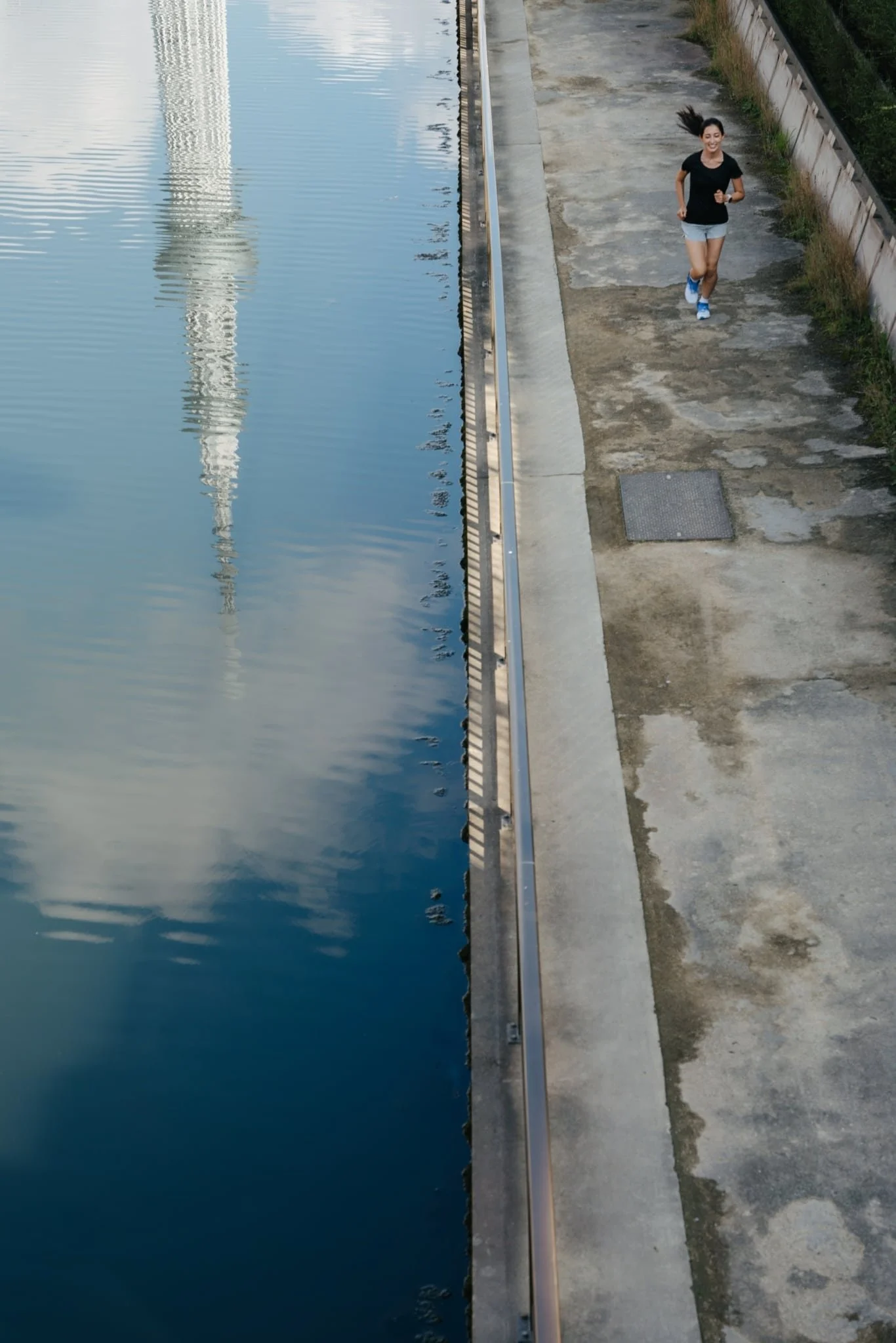 ON-RUNNING-1-1366x2048.jpeg