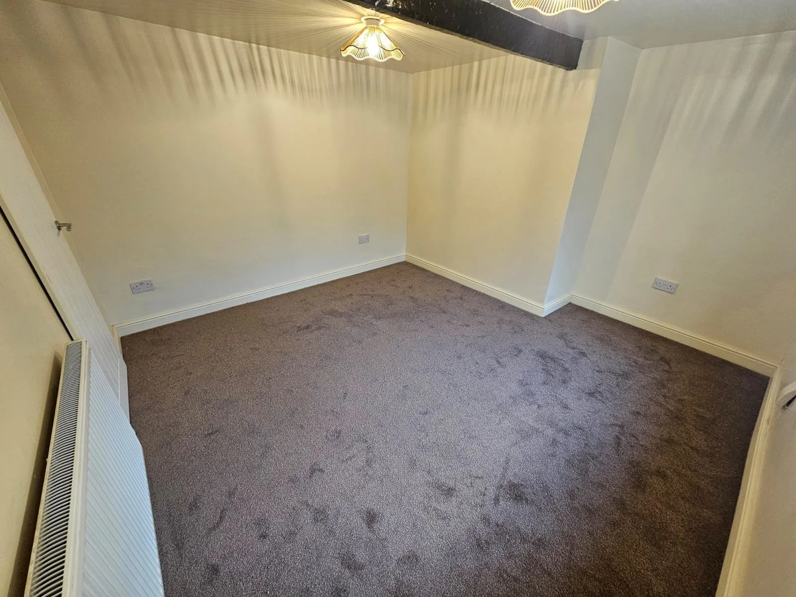 WhatsApp Image 2025-12-03 at 14.48.53_22b596bc.jpg