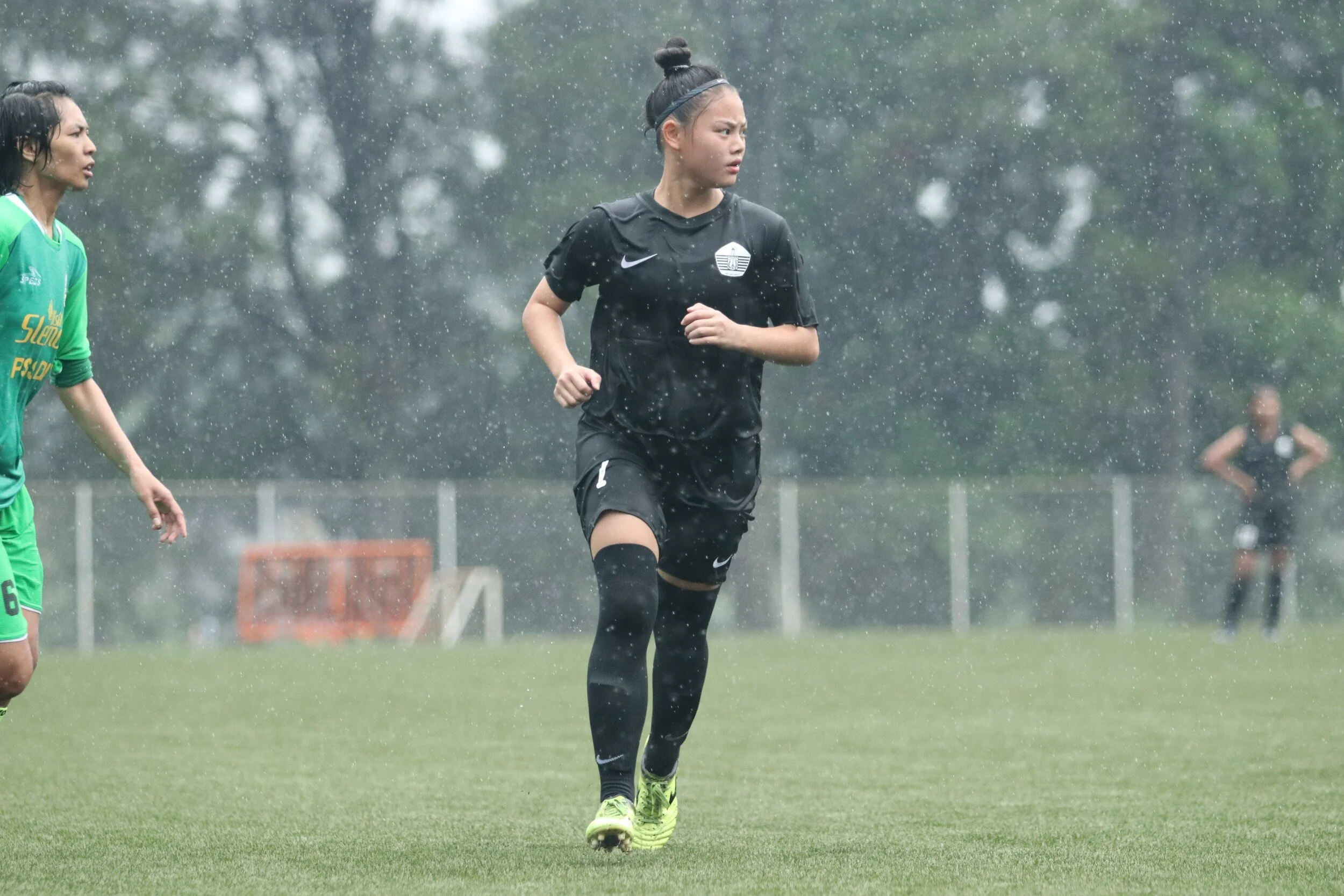 Dhanielle Daphne spent years trying to convince her parents that football was the right sport for her.