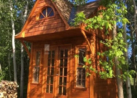 A Summerwood Bala Bunkie in Blue Mountans, Ontario.