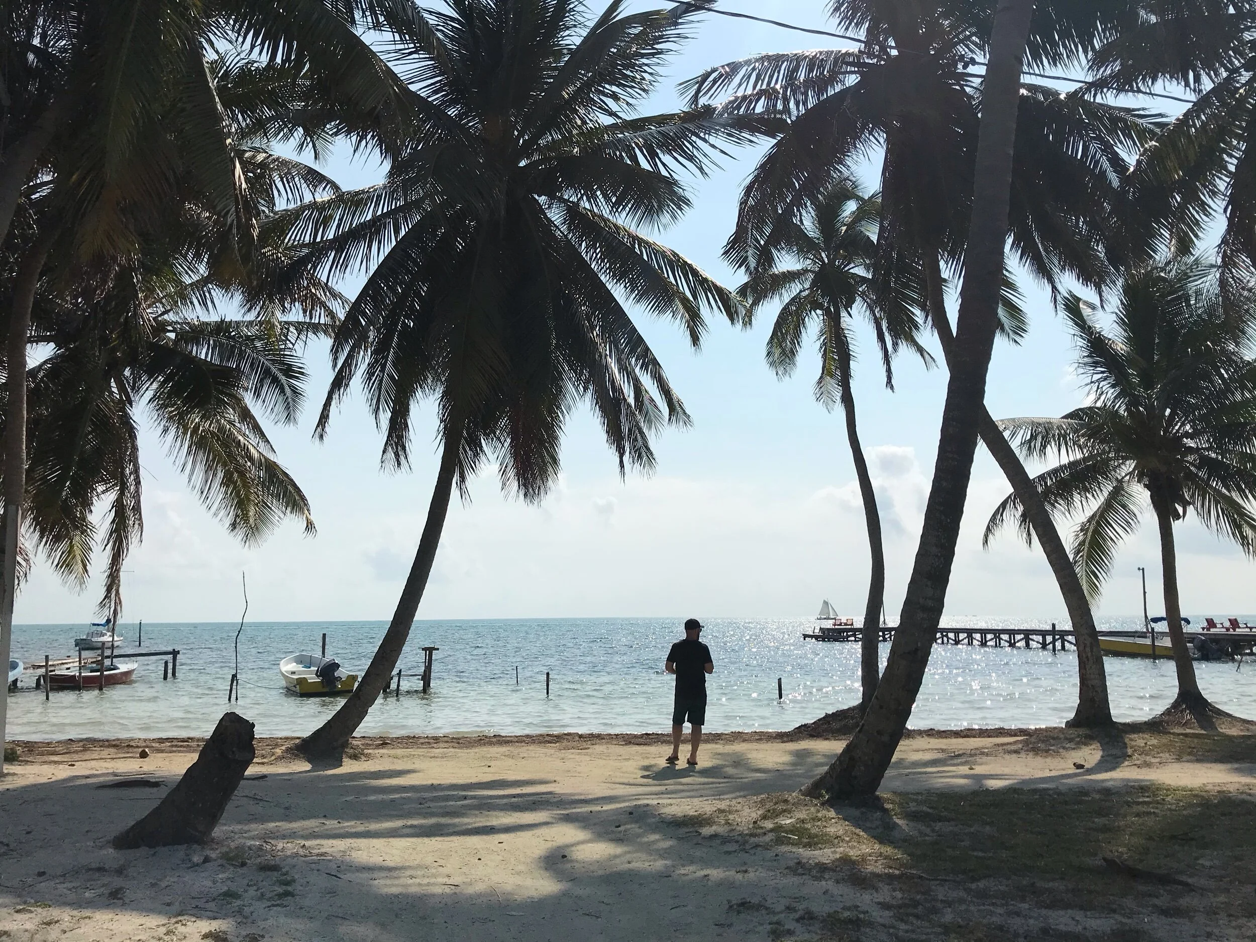 Guide to Travel Caye Caulker
