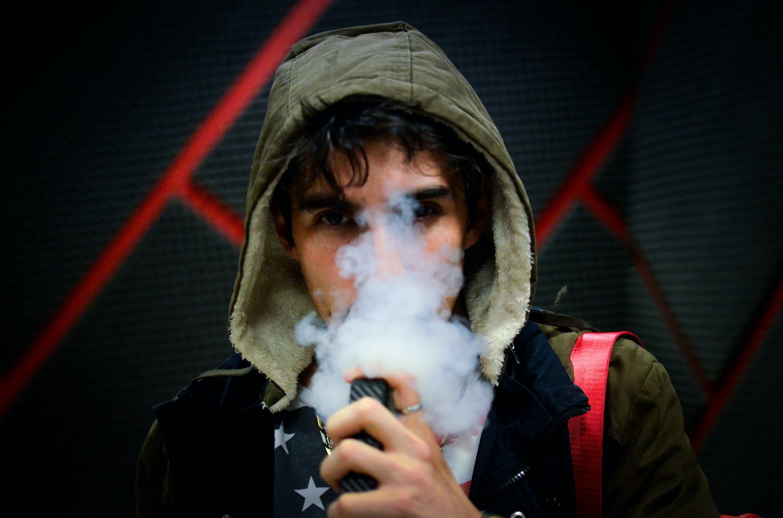 6 Things You Should Know Before You Travel With Your Vape