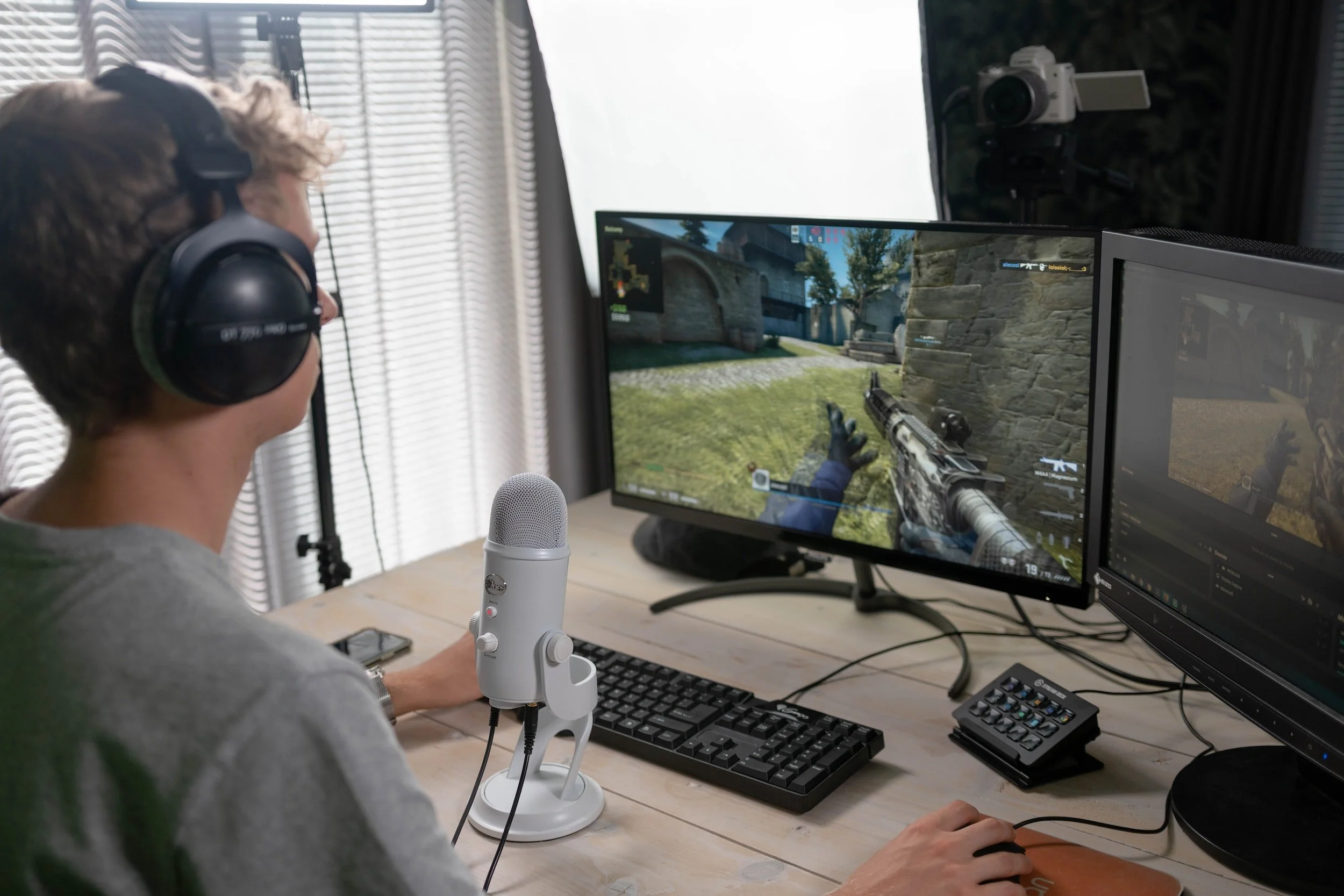 Smart Ways to Play Exciting Online Games &amp; Make Money in the Tech Age