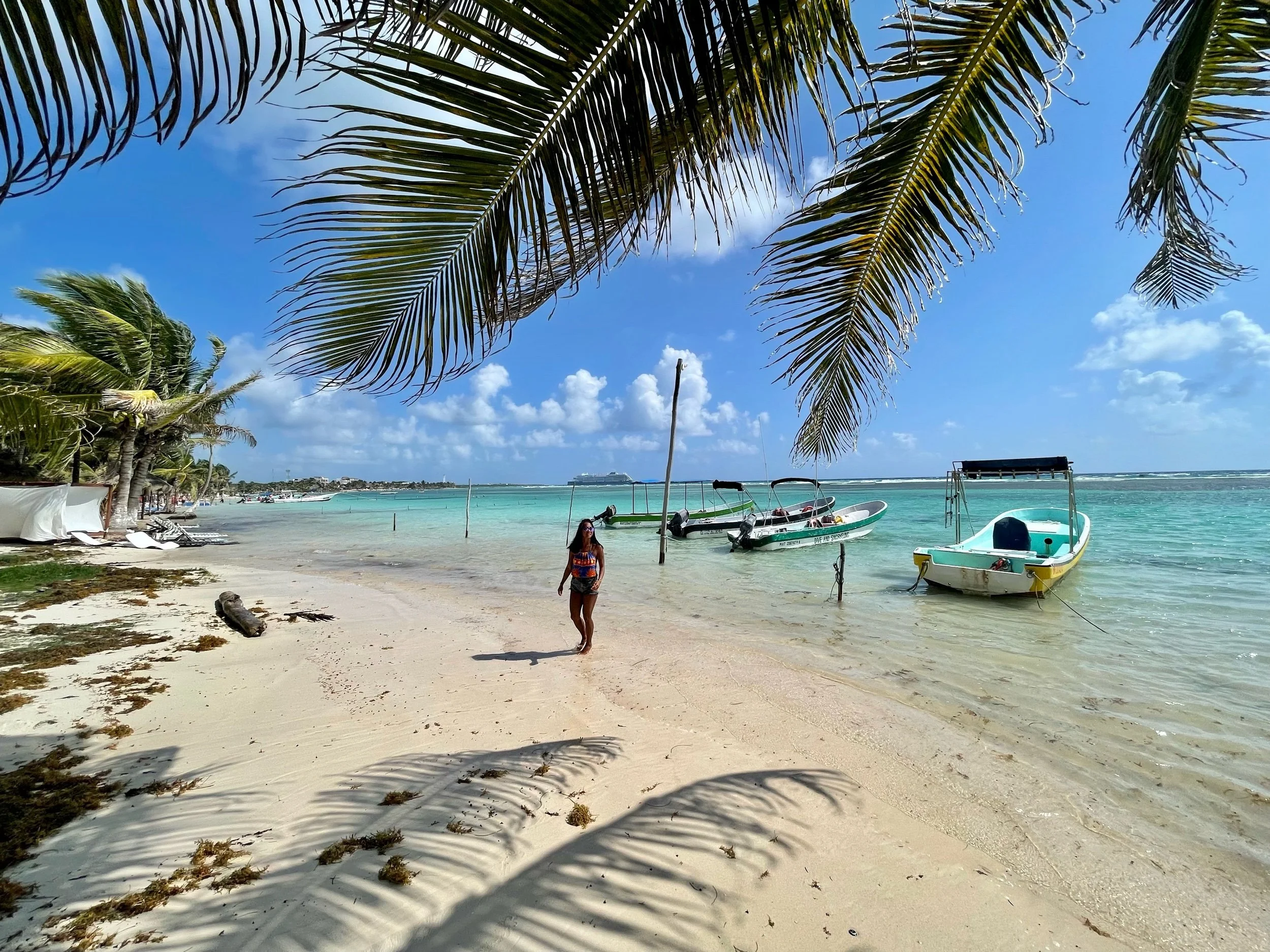 Guide to Travel Mahahual, Mexico