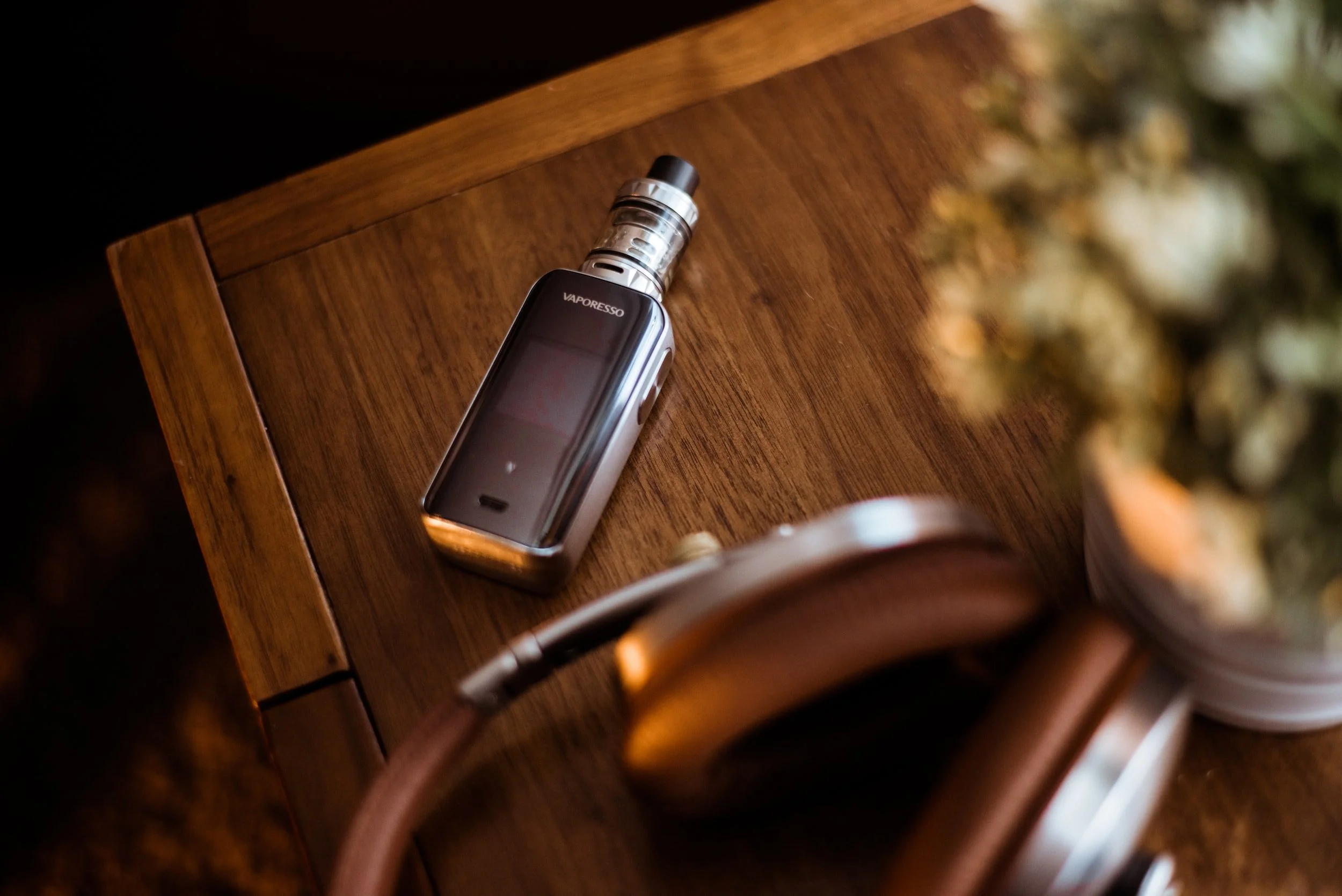 What You Need to Know Before Traveling With Vaping Devices
