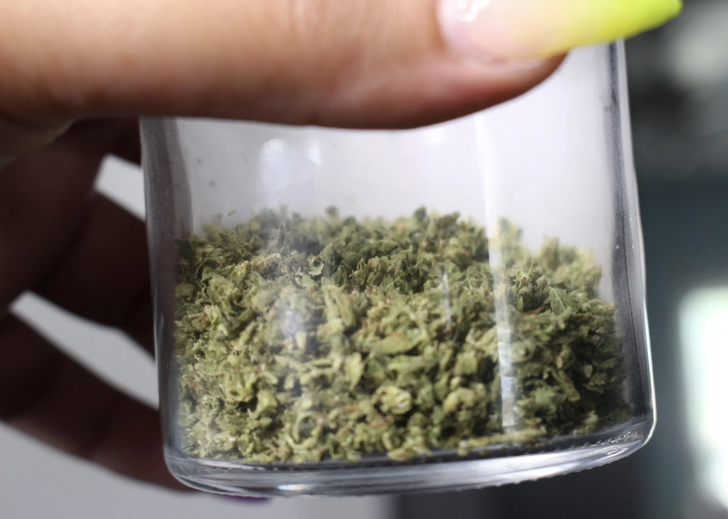 The Benefits of Microdosing THC: How to Enjoy Cannabis Without Getting Too High