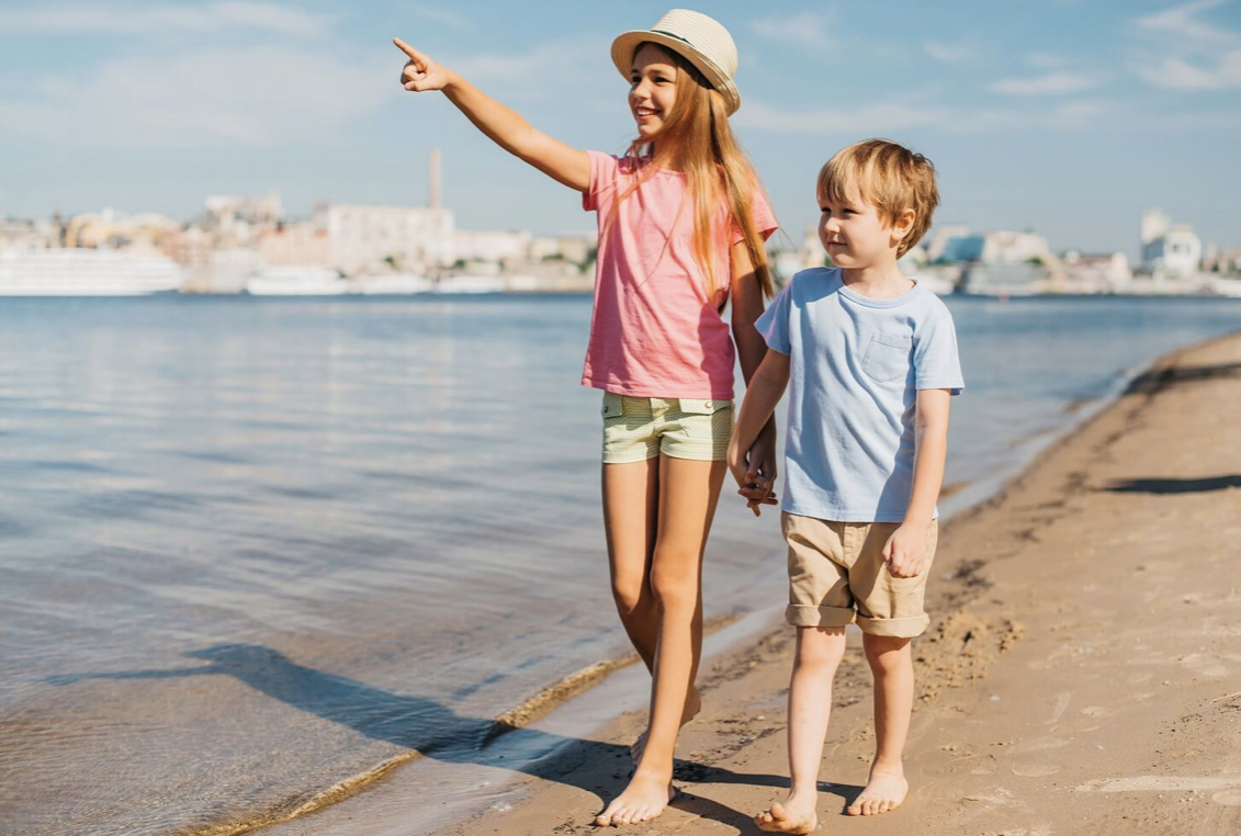 Post-Divorce Travel With a Child: Rules To Do It Right
