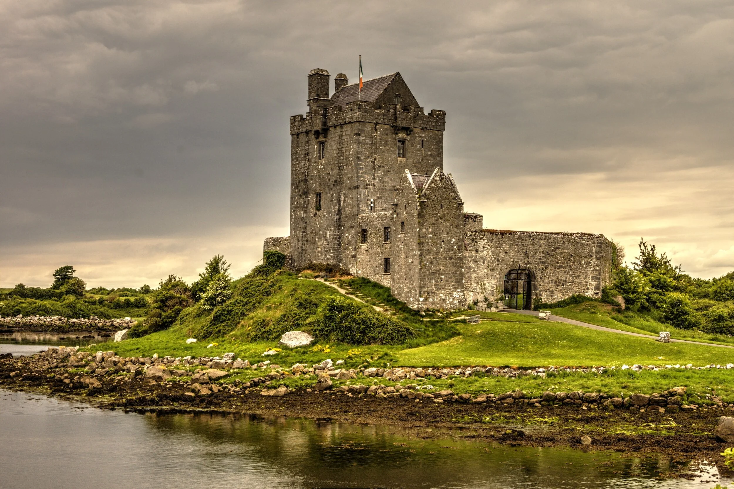 Why Ireland's Charm Continues to Captivate Travelers