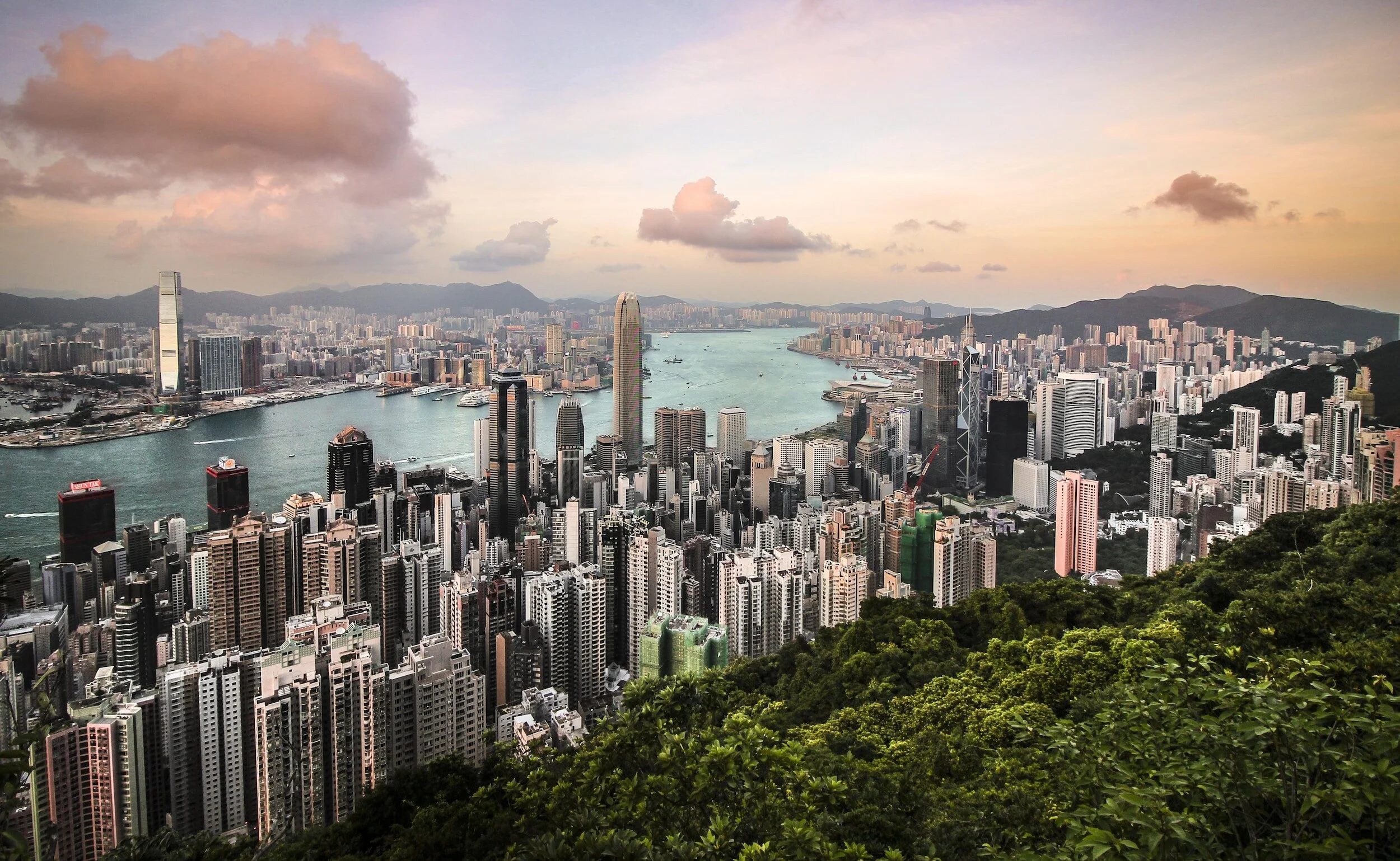 Hong Kong on a Budget: How to Experience the City Without Breaking the Bank