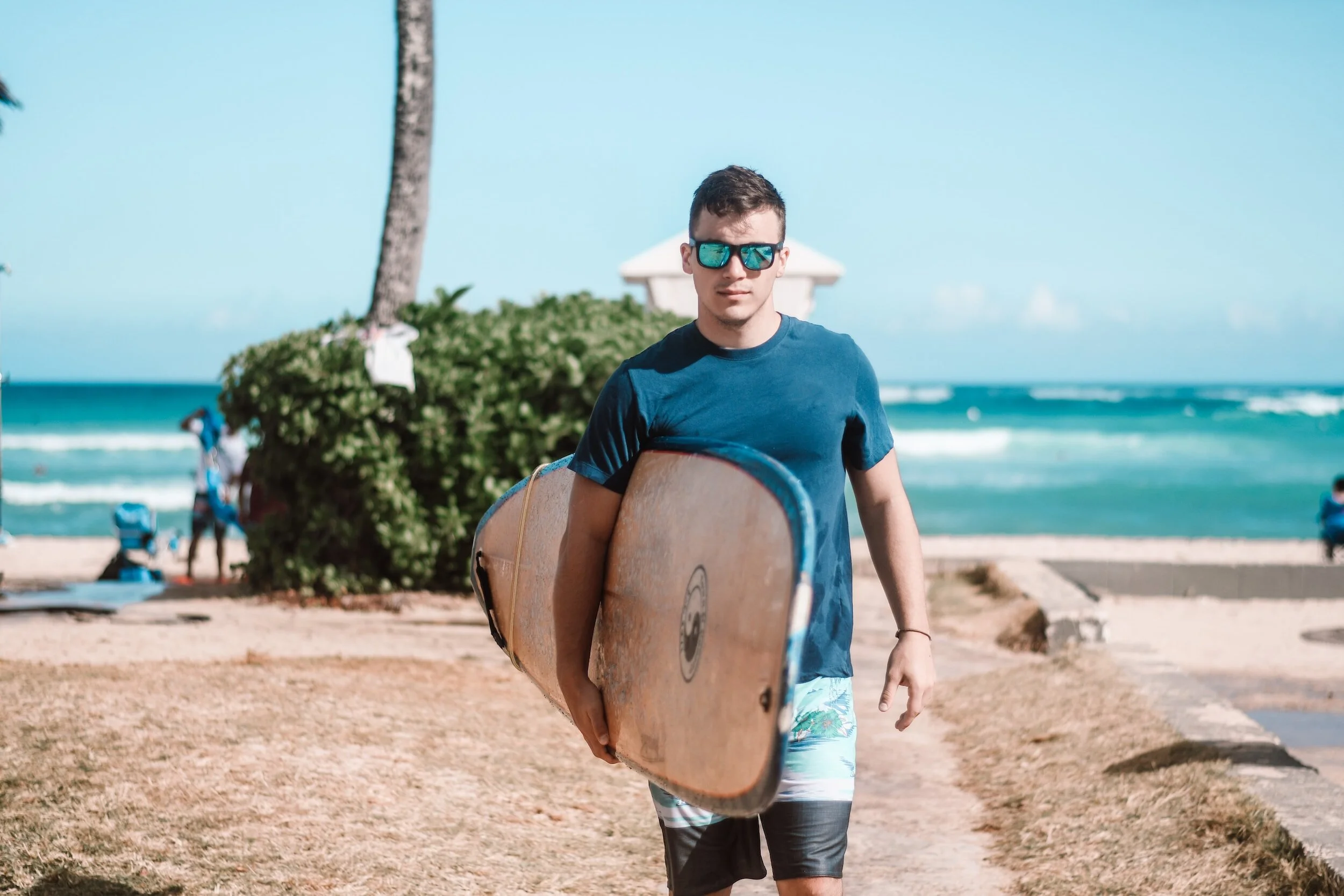 Why You Should Consider Taking Surfing Lessons on Your Trip to Hawaii