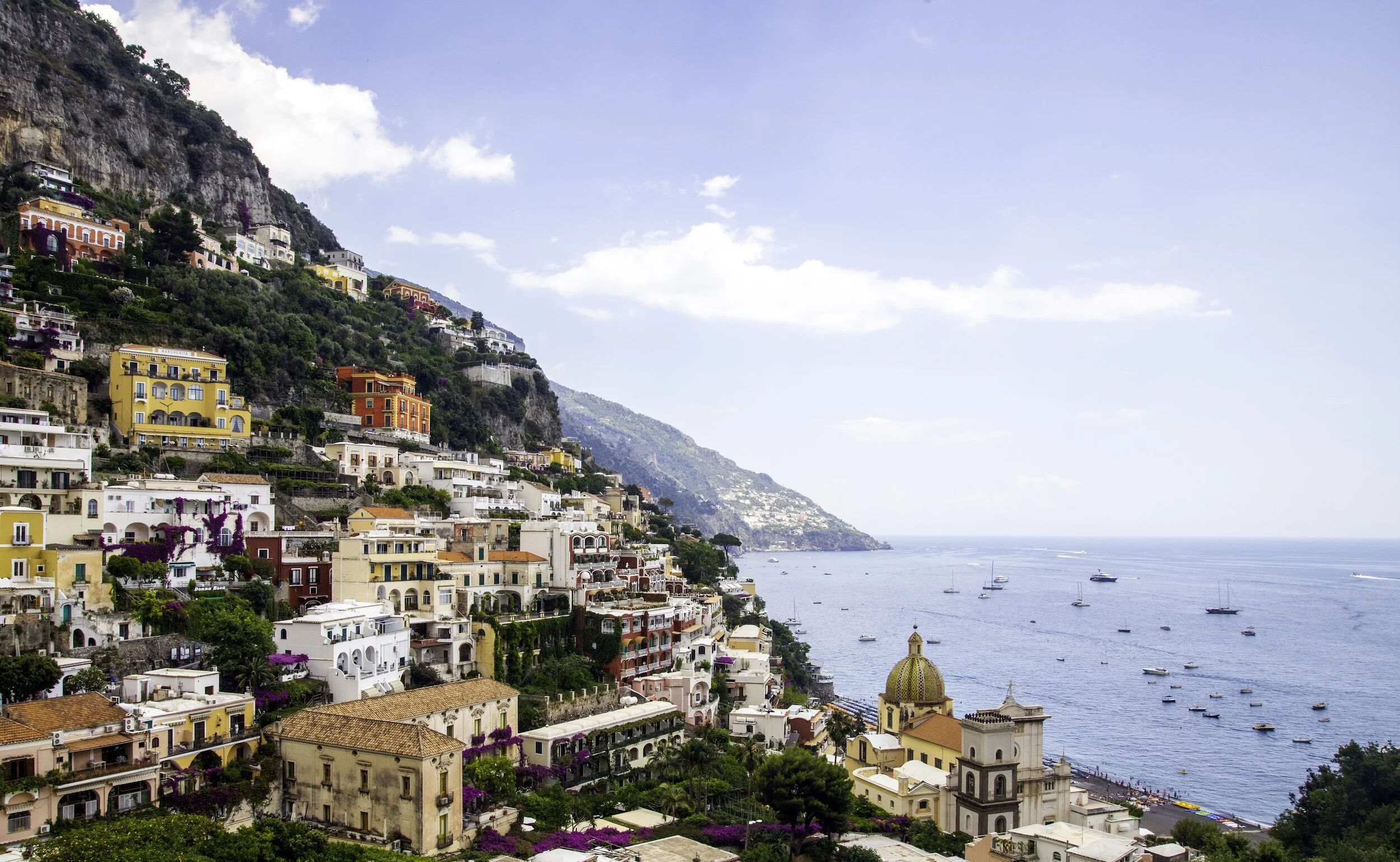 Enjoying the Amalfi Coast with a Boat Tour