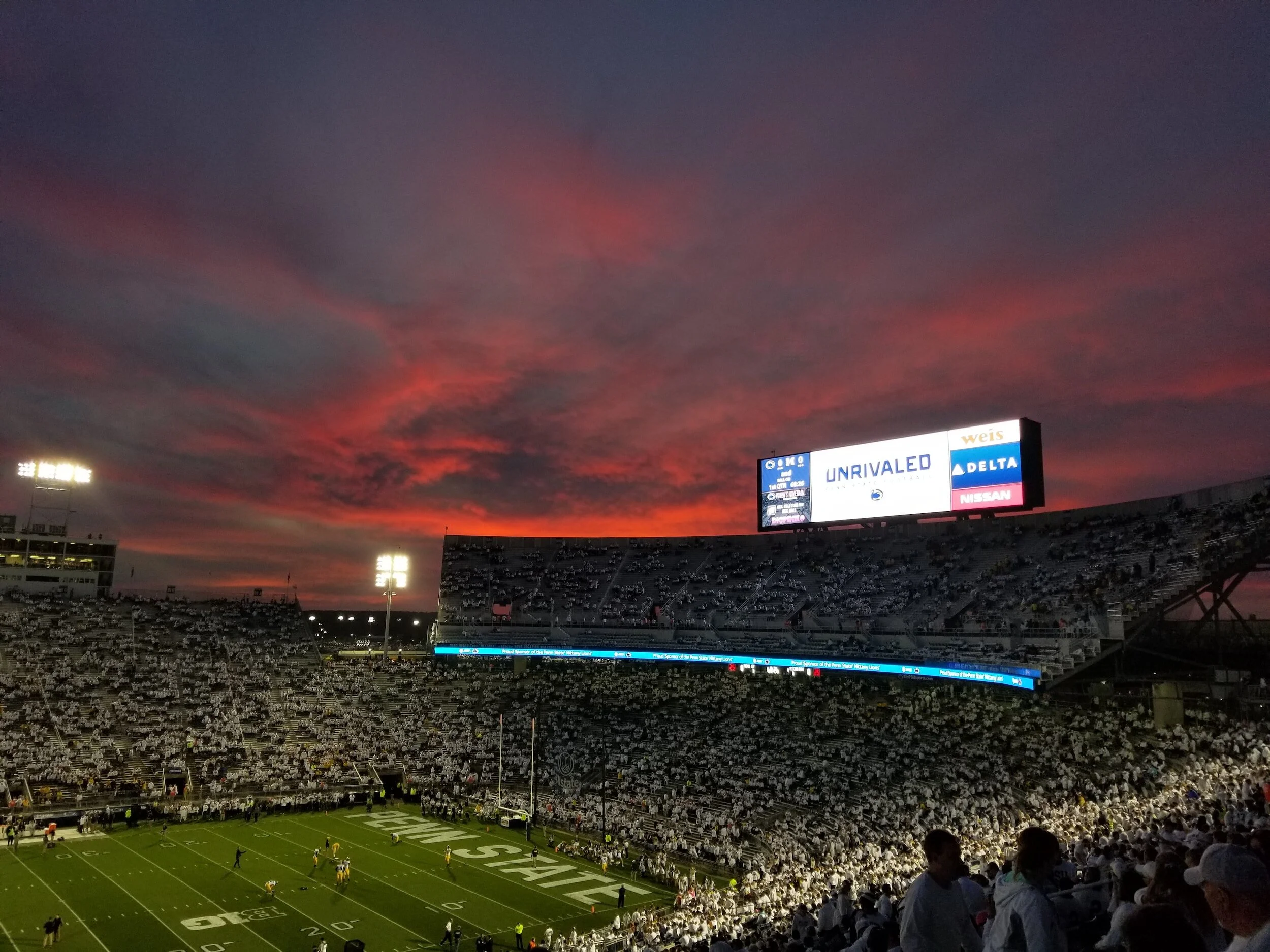 The 5 Best Football Stadiums you should visit in the US