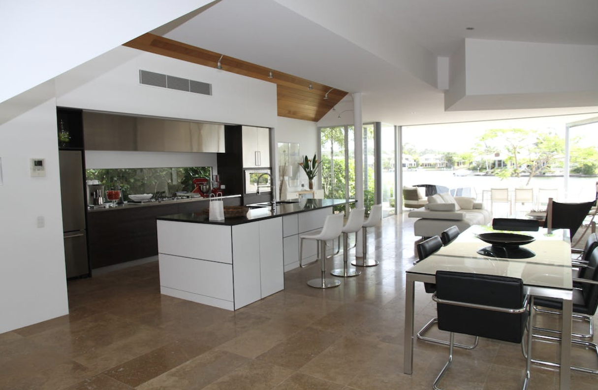 Out with the Old, In with the New: Refreshing Your Kitchen's Design
