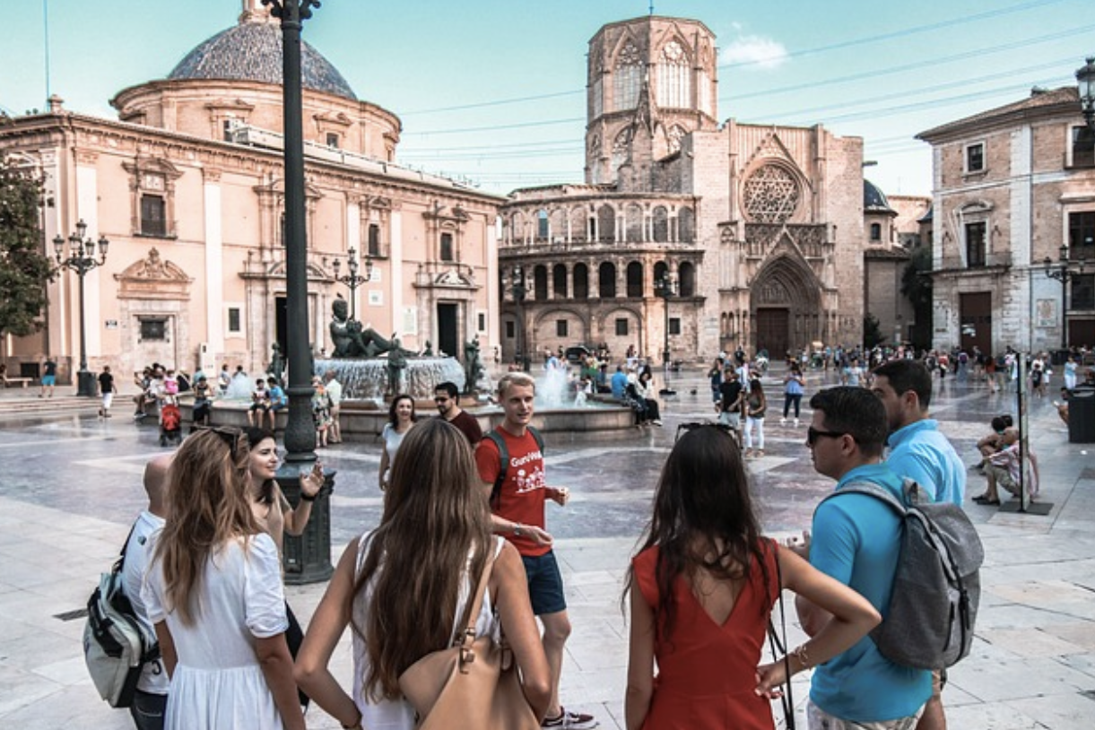 How Traveling Can Lead to Unexpected Love Stories