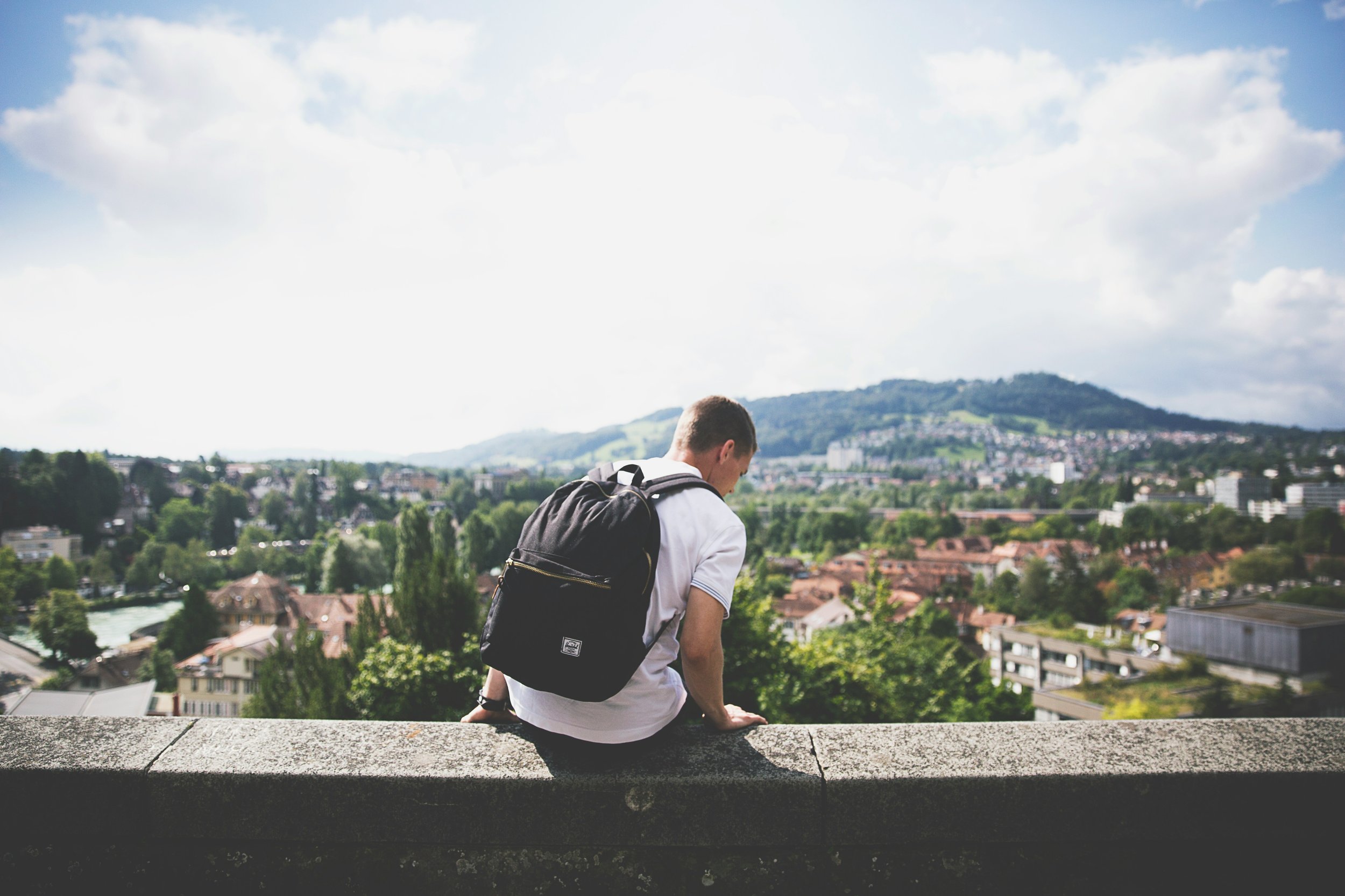 Travel Smarter: Apps for Student Travel Planning and Exploration