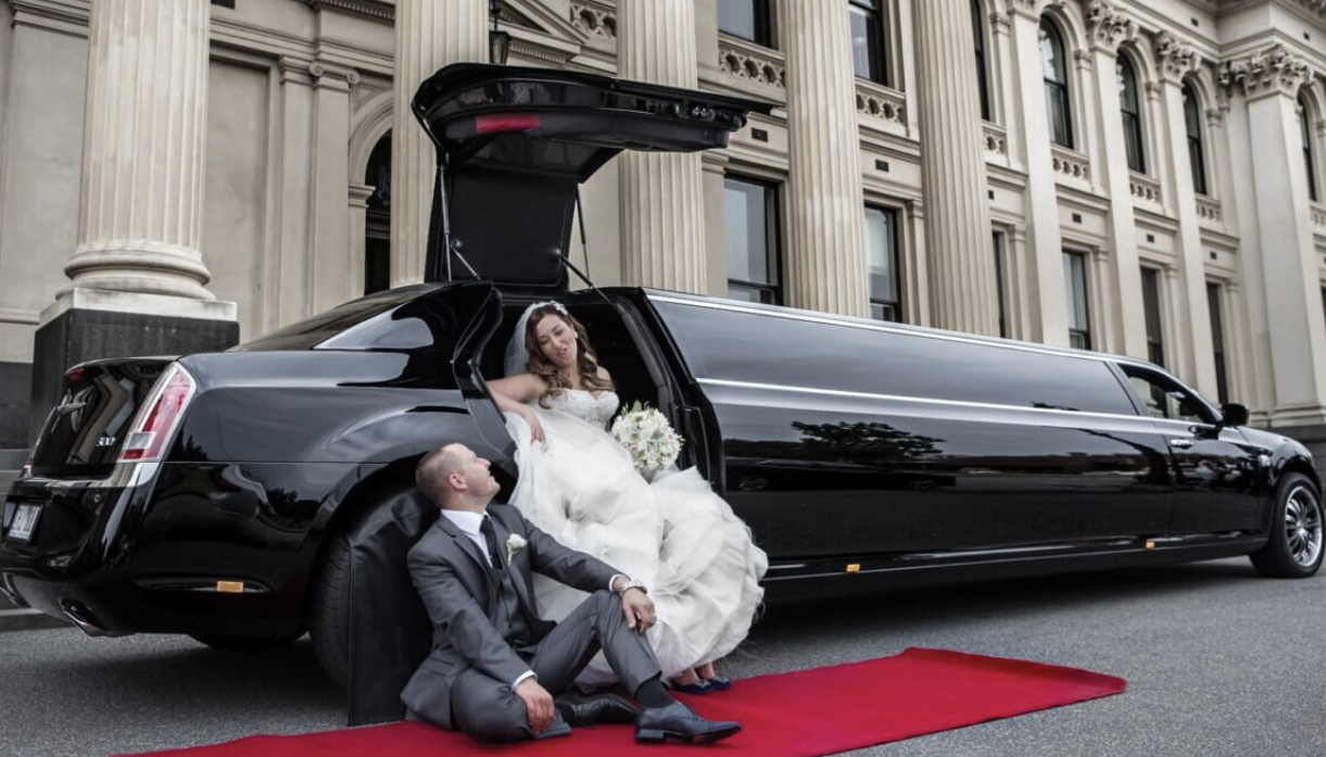 Unforgettable Entrances : How Limo Rentals Add Flair to Your Wedding