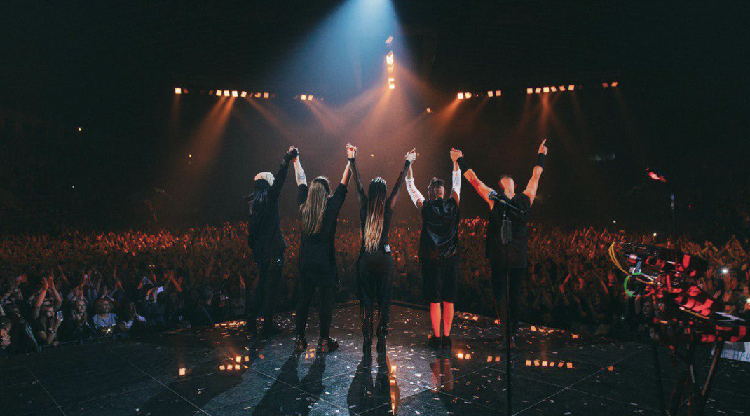 What is necessary for organizing a quality rock concert?