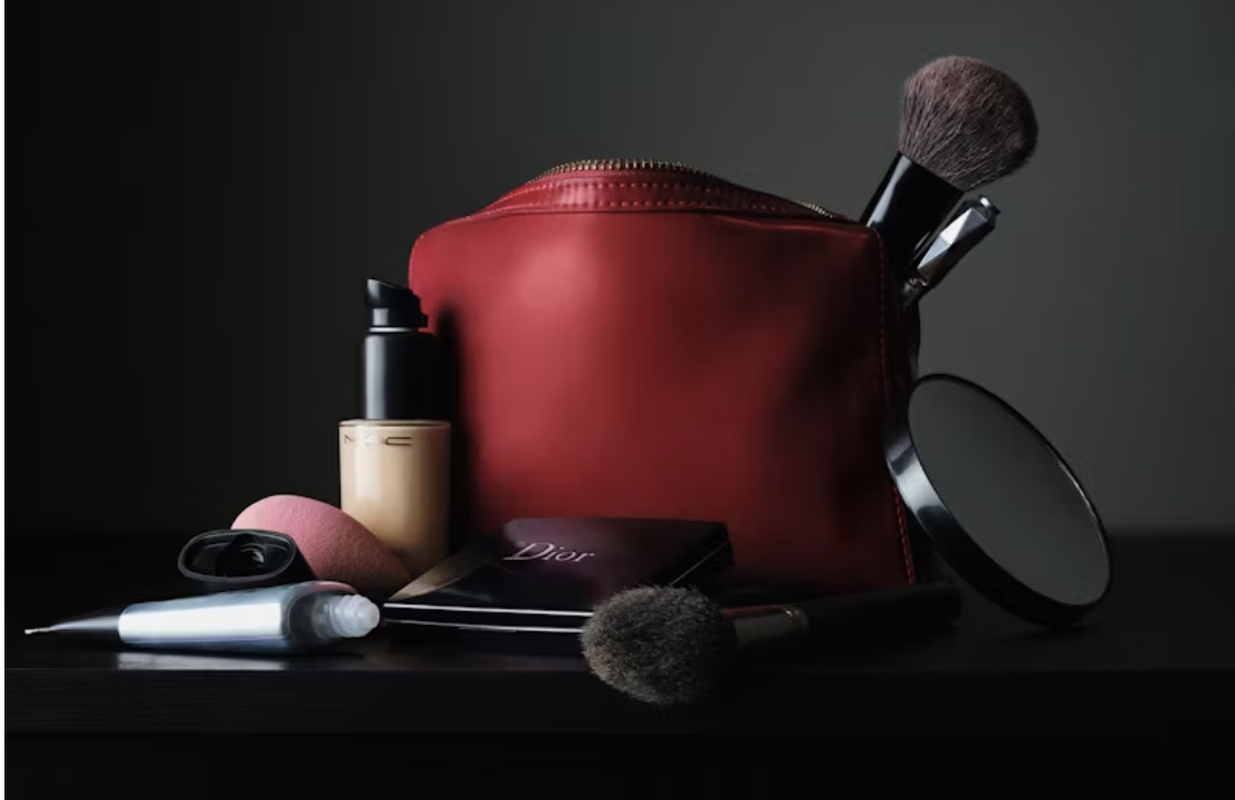 Must-Have Beauty Products for Your Travel Makeup Bag
