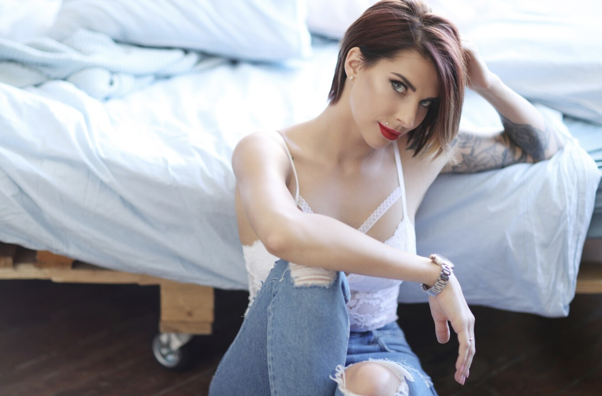 Exploring the Elite: Inside the World of High-End Escort Services