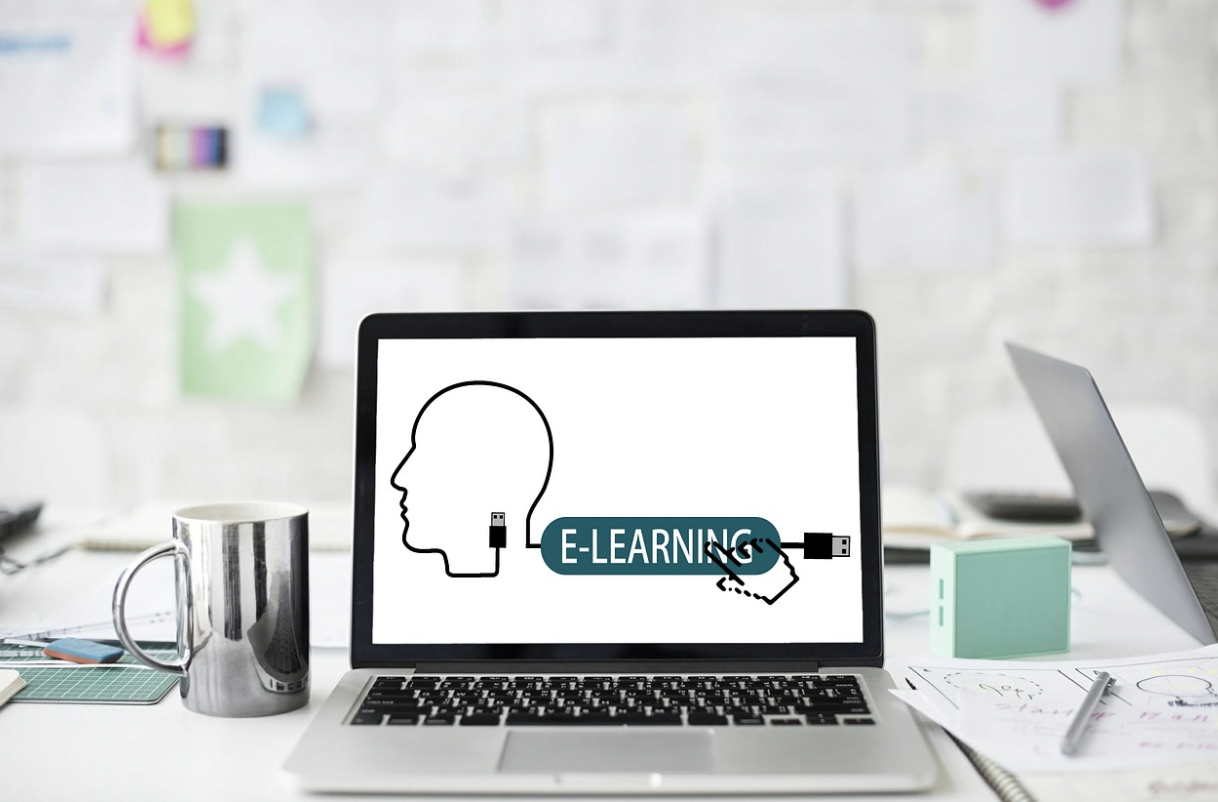 The Intersection of E-Learning and Real-World Legal Scenarios
